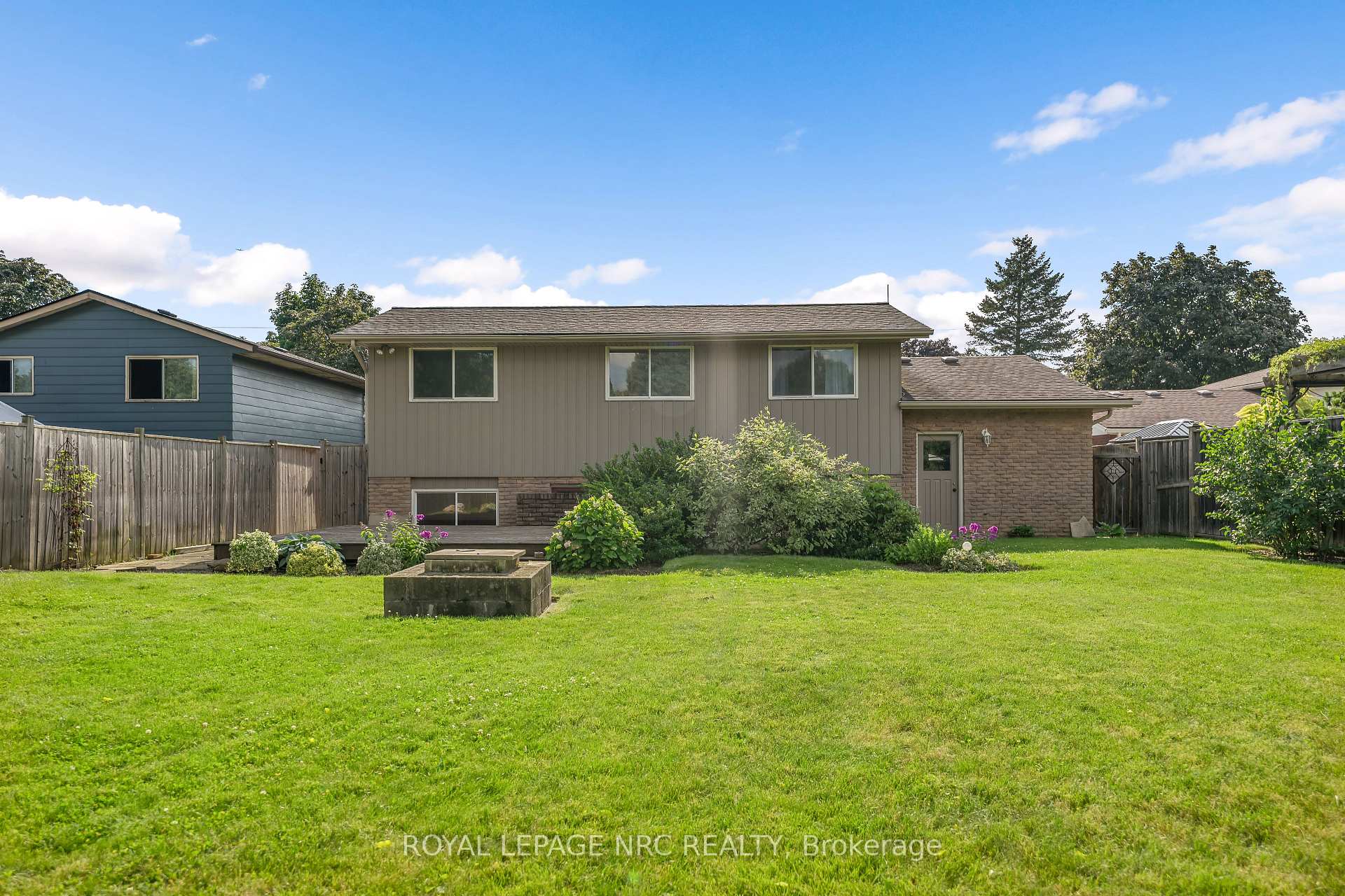 Photo 40 of 9 Sandy Cove Drive, St. Catharines, Lakeshore — HOMEH