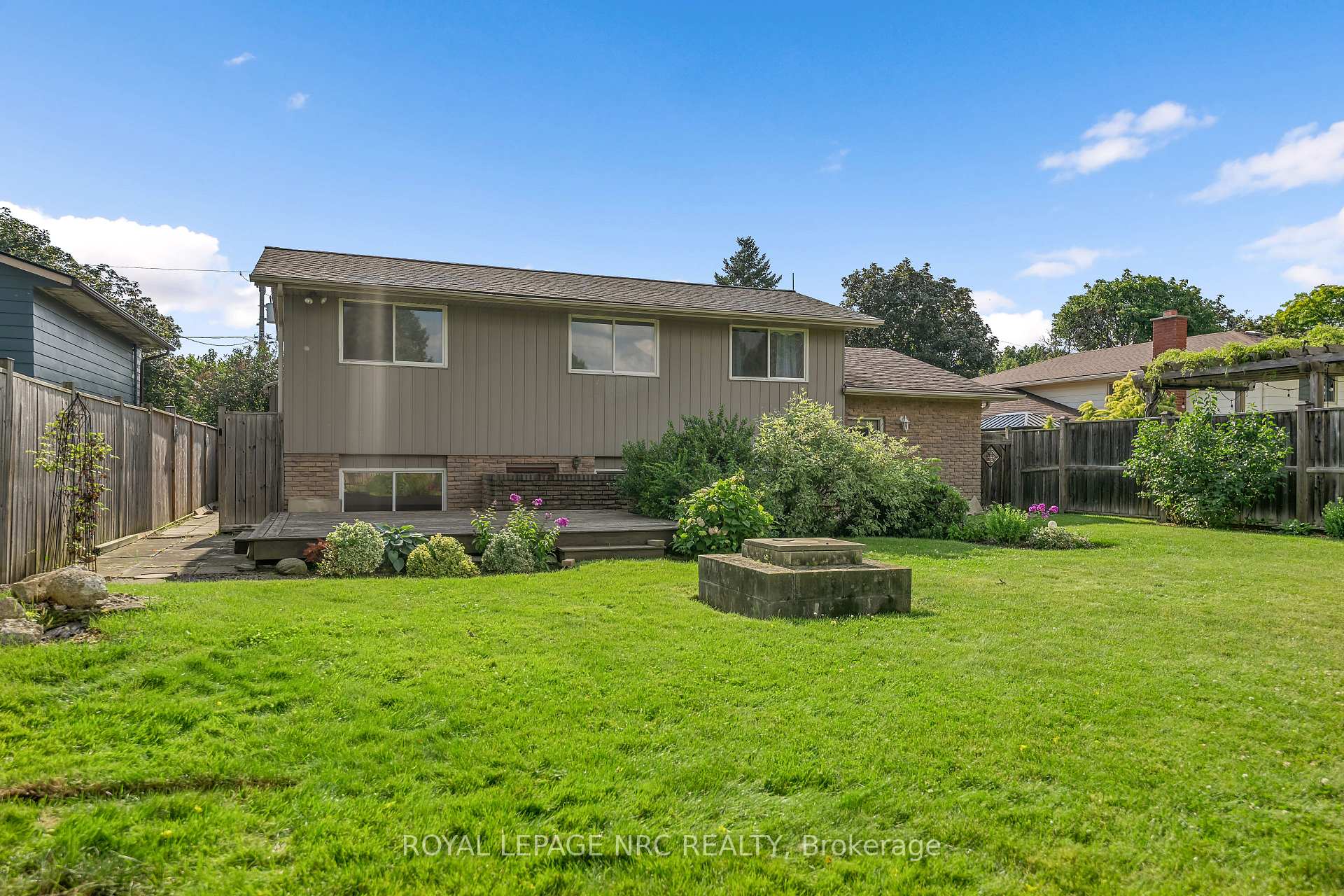 Photo 41 of 9 Sandy Cove Drive, St. Catharines, Lakeshore — HOMEH
