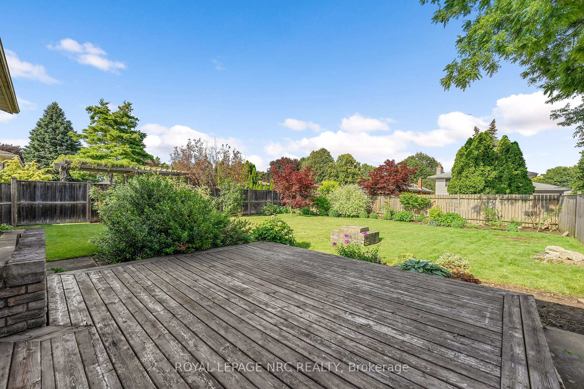 Photo 42 of 9 Sandy Cove Drive, St. Catharines, Lakeshore — HOMEH