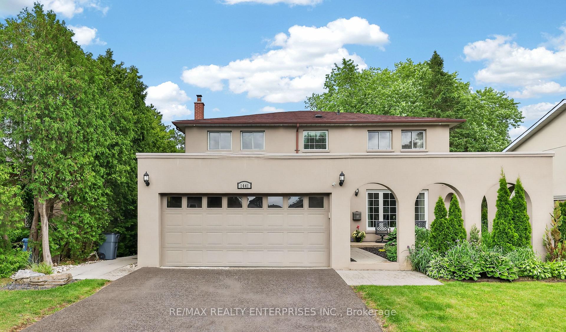 Photo 1 of 1441 Petrie Way, Mississauga, Clarkson — HOMEH