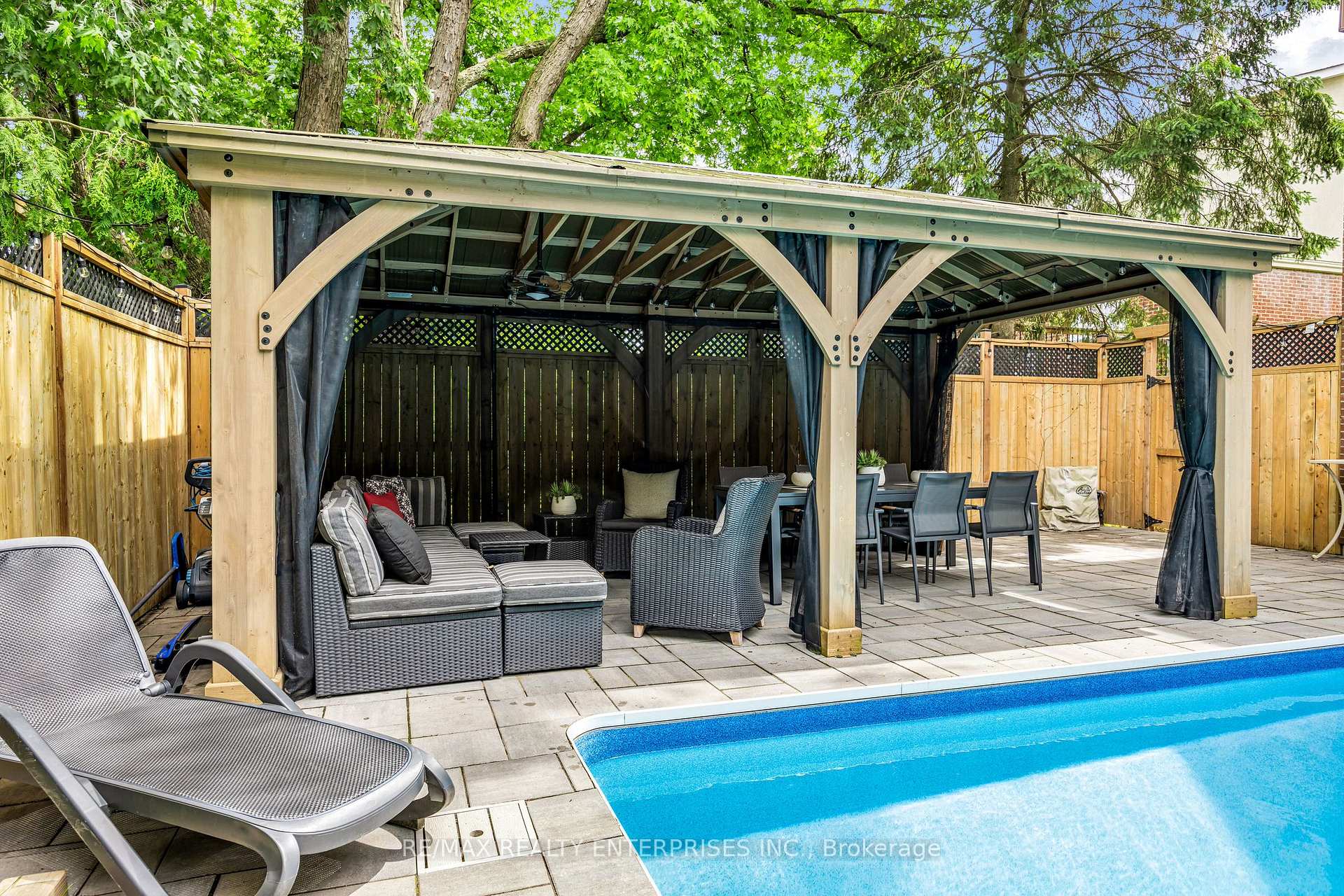 Photo 48 of 1441 Petrie Way, Mississauga, Clarkson — HOMEH