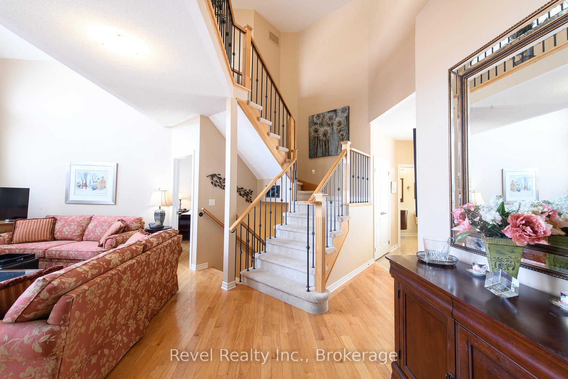 Photo 6 of 20 Marine View Drive, Collingwood — HOMEH
