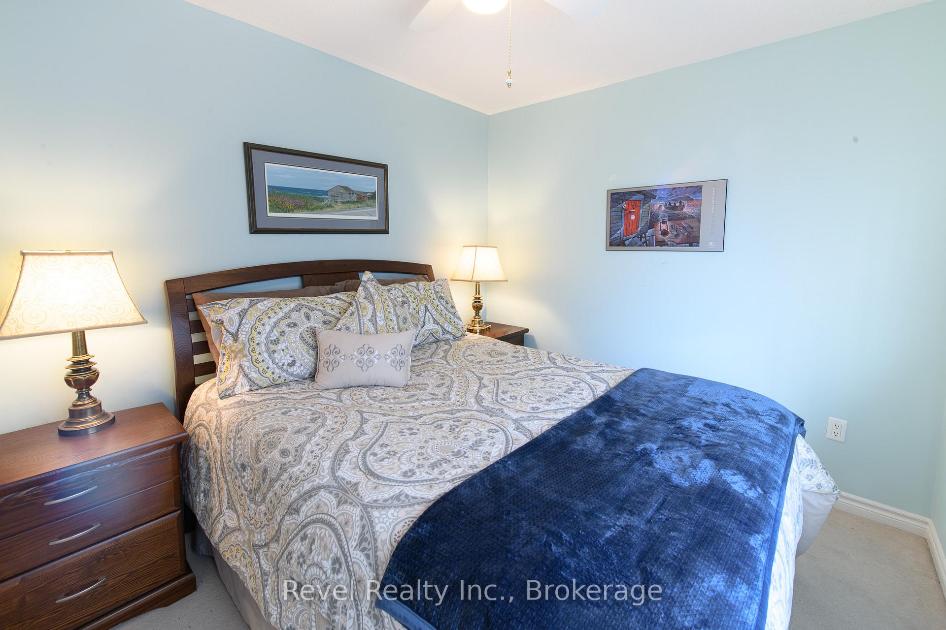 Photo 21 of 20 Marine View Drive, Collingwood — HOMEH