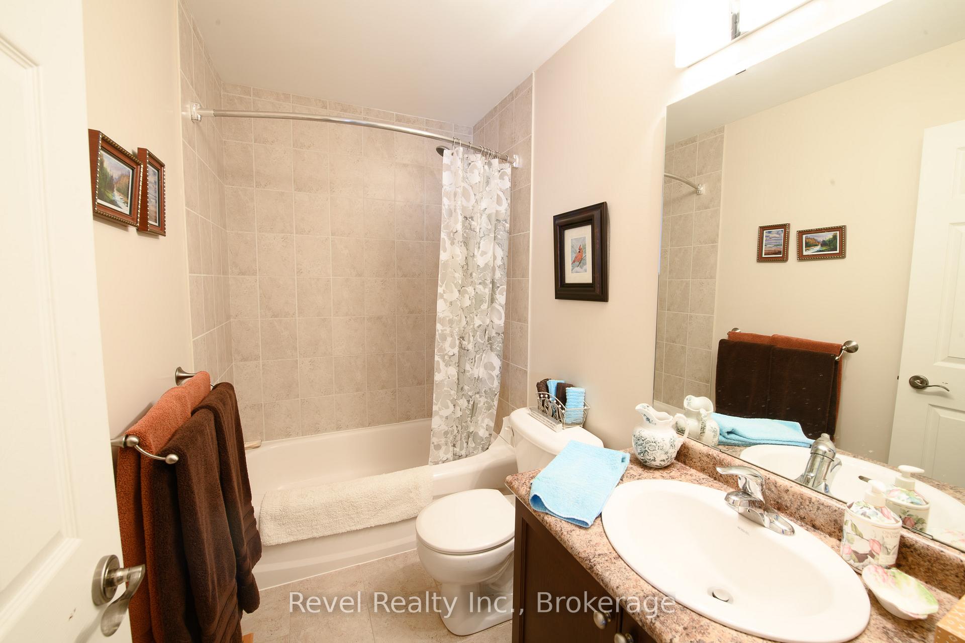 Photo 22 of 20 Marine View Drive, Collingwood — HOMEH