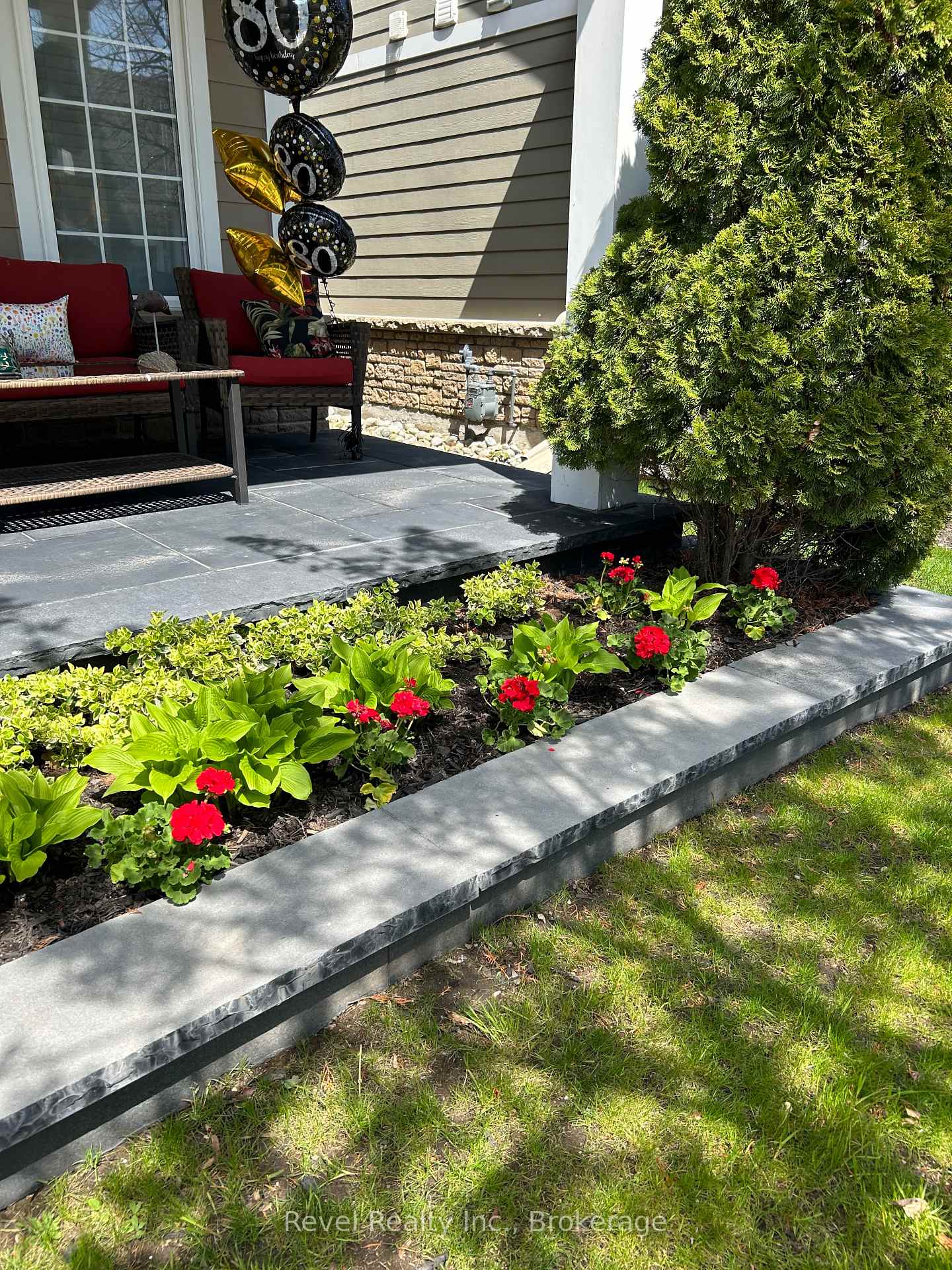 Photo 32 of 20 Marine View Drive, Collingwood — HOMEH