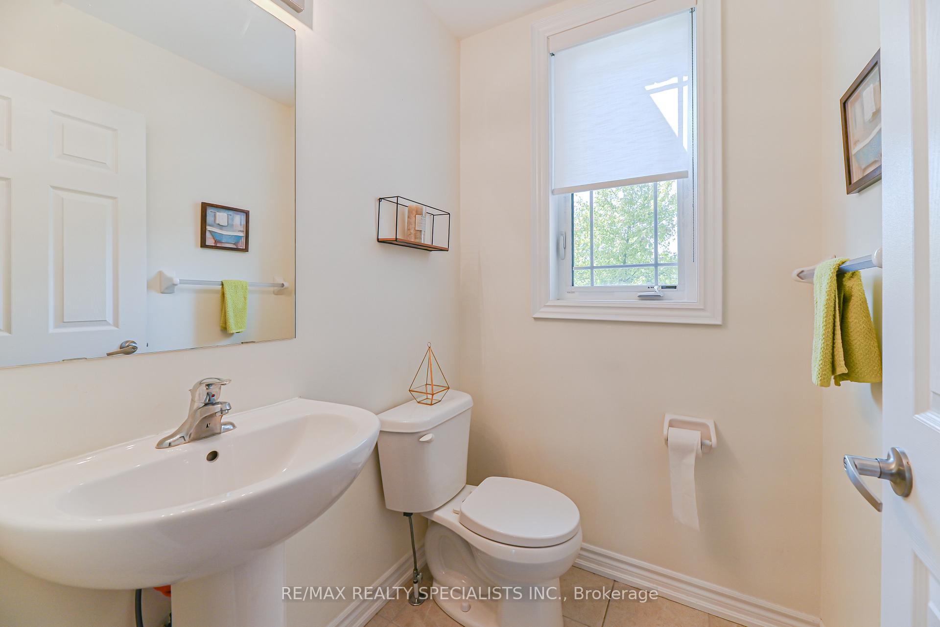 Photo 21 of 9 Academy Avenue, Wasaga Beach — HOMEH
