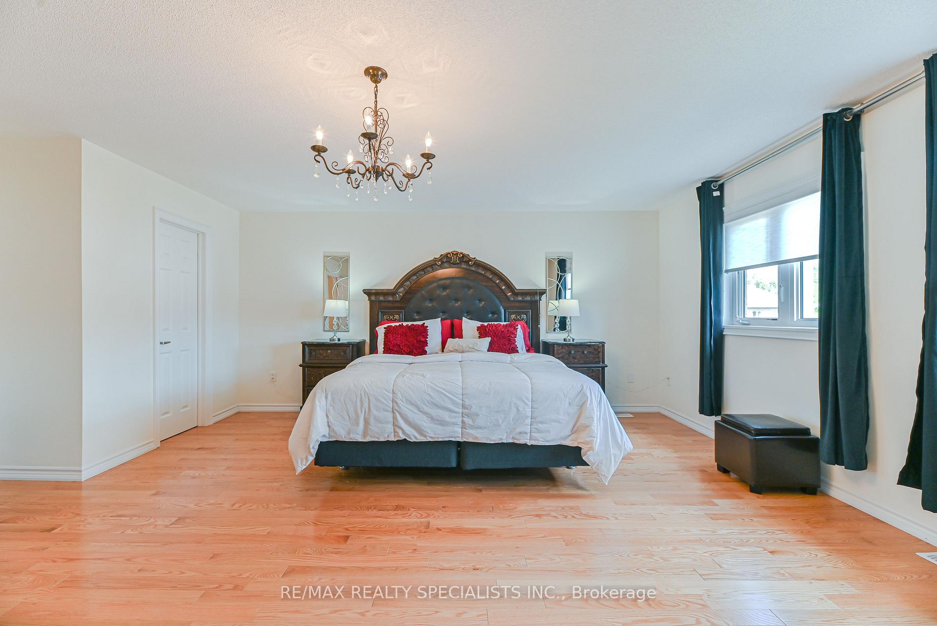 Photo 24 of 9 Academy Avenue, Wasaga Beach — HOMEH