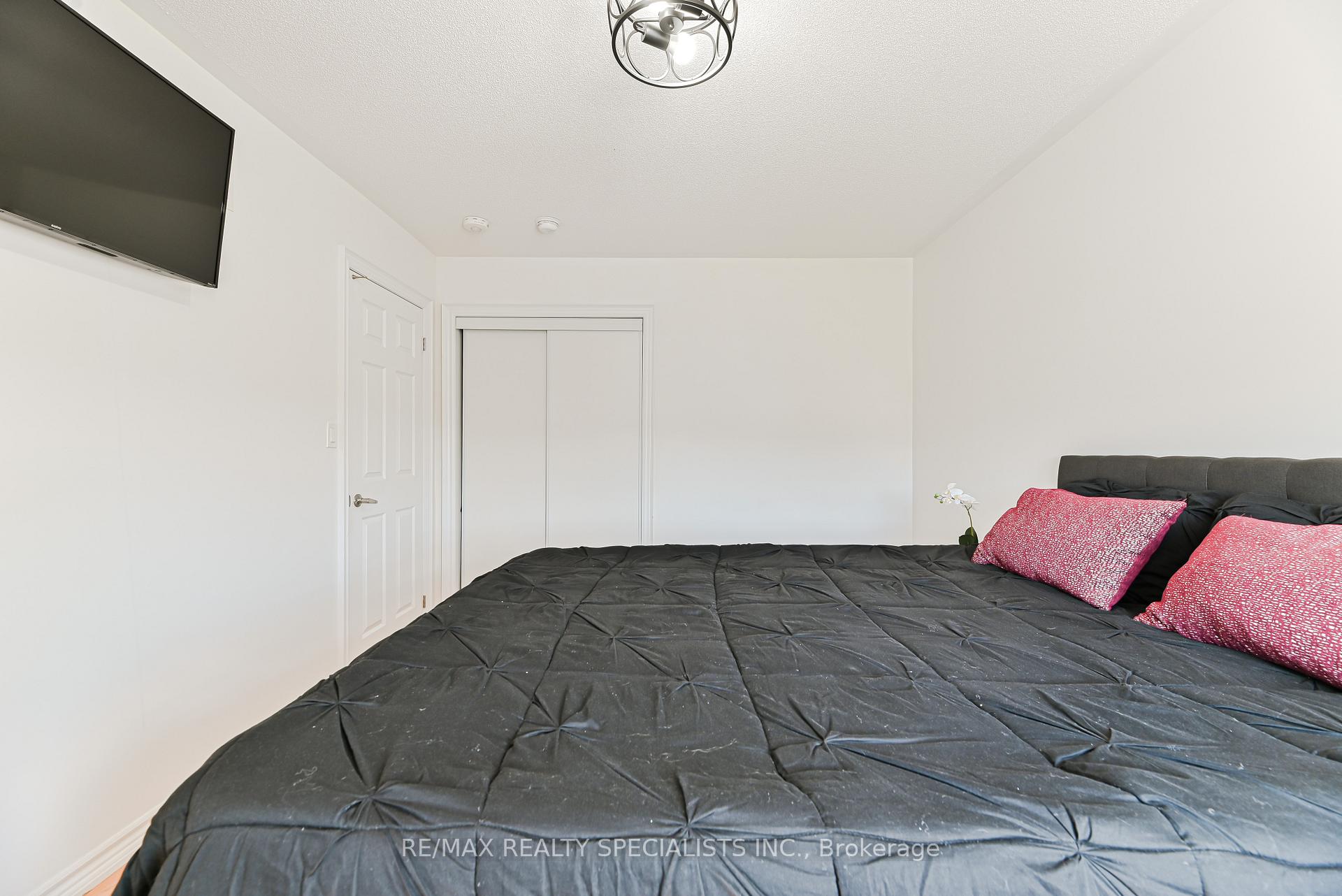 Photo 36 of 9 Academy Avenue, Wasaga Beach — HOMEH