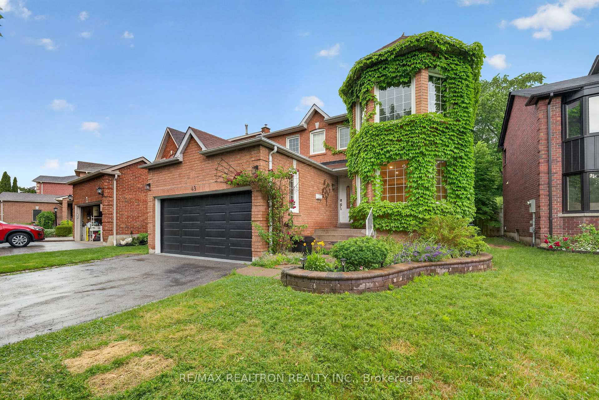 Photo 18 of 49 Meekings Drive, Ajax, Central West — HOMEH