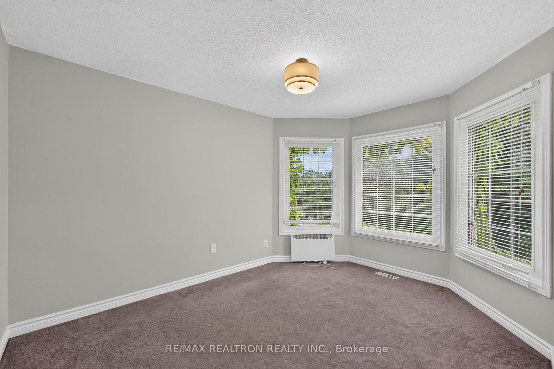 Photo 26 of 49 Meekings Drive, Ajax, Central West — HOMEH