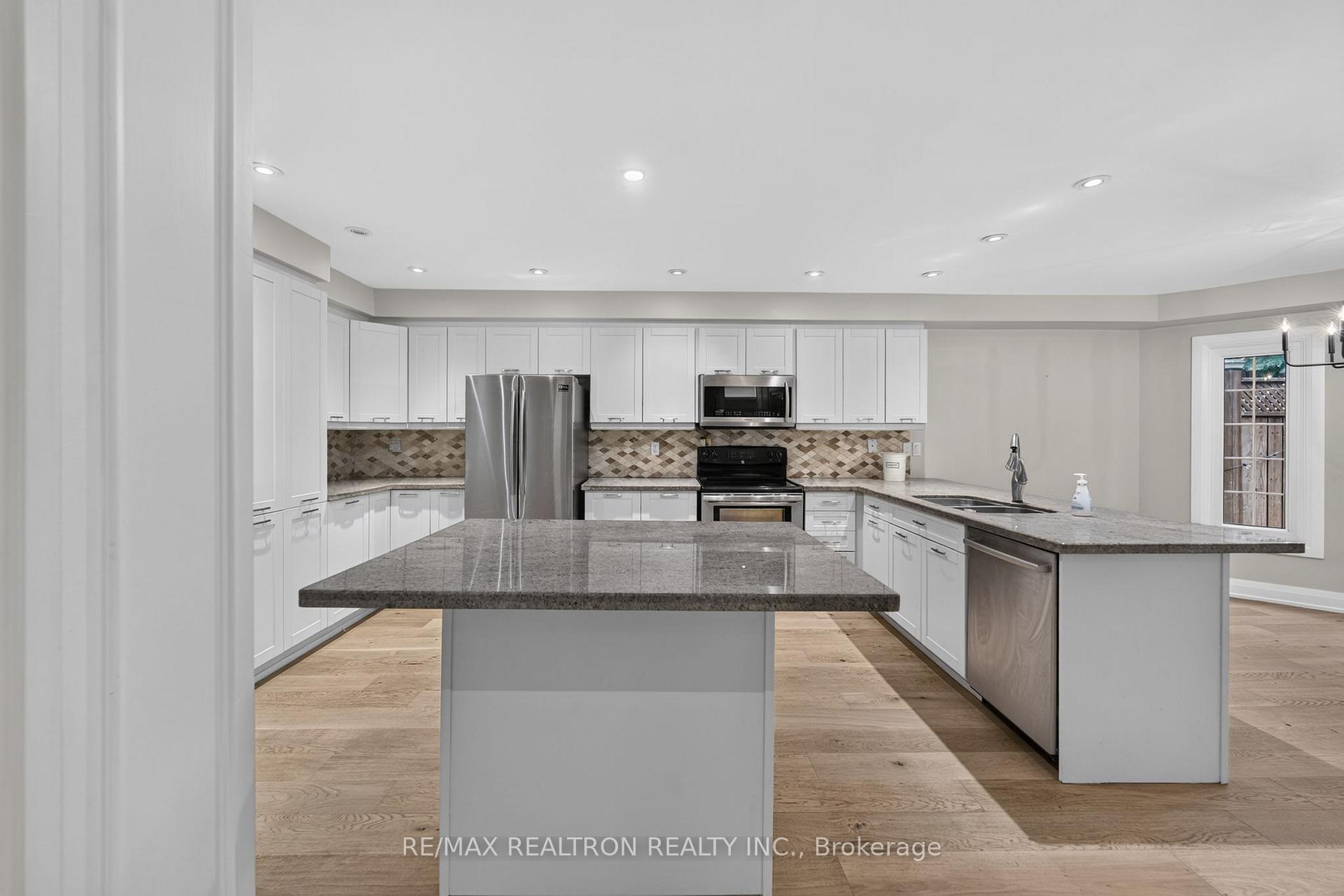 Photo 39 of 49 Meekings Drive, Ajax, Central West — HOMEH
