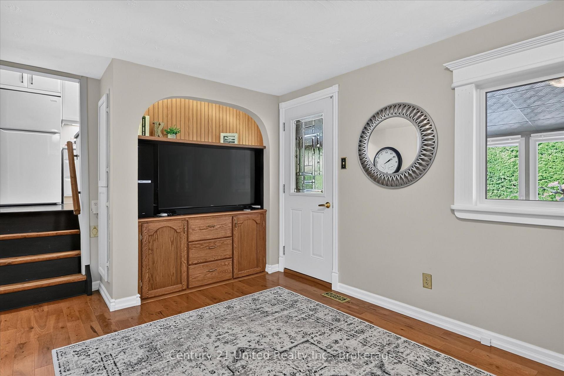Photo 19 of 83 Nevin Avenue, Peterborough, Otonabee Ward 1 — HOMEH