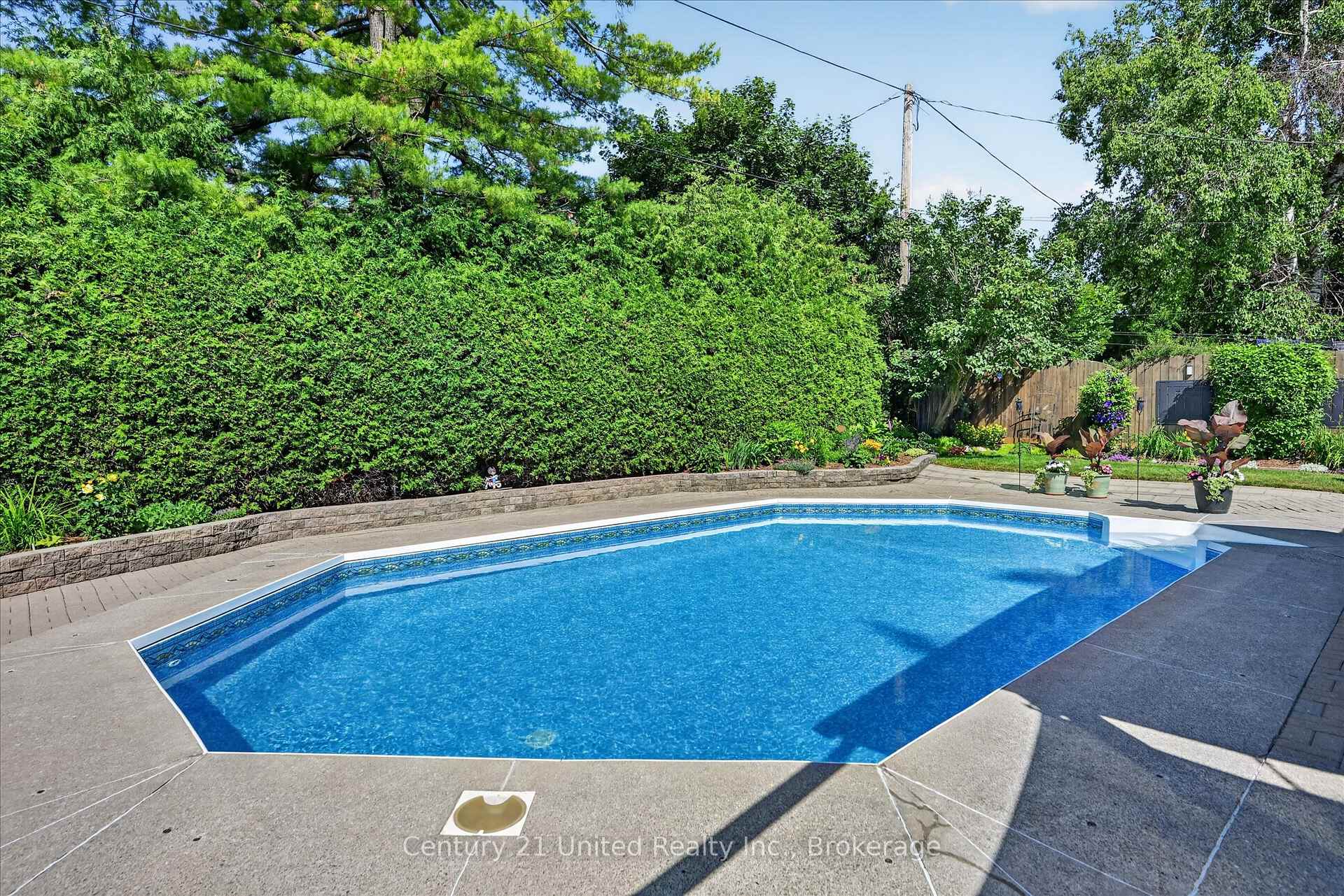 Photo 28 of 83 Nevin Avenue, Peterborough, Otonabee Ward 1 — HOMEH