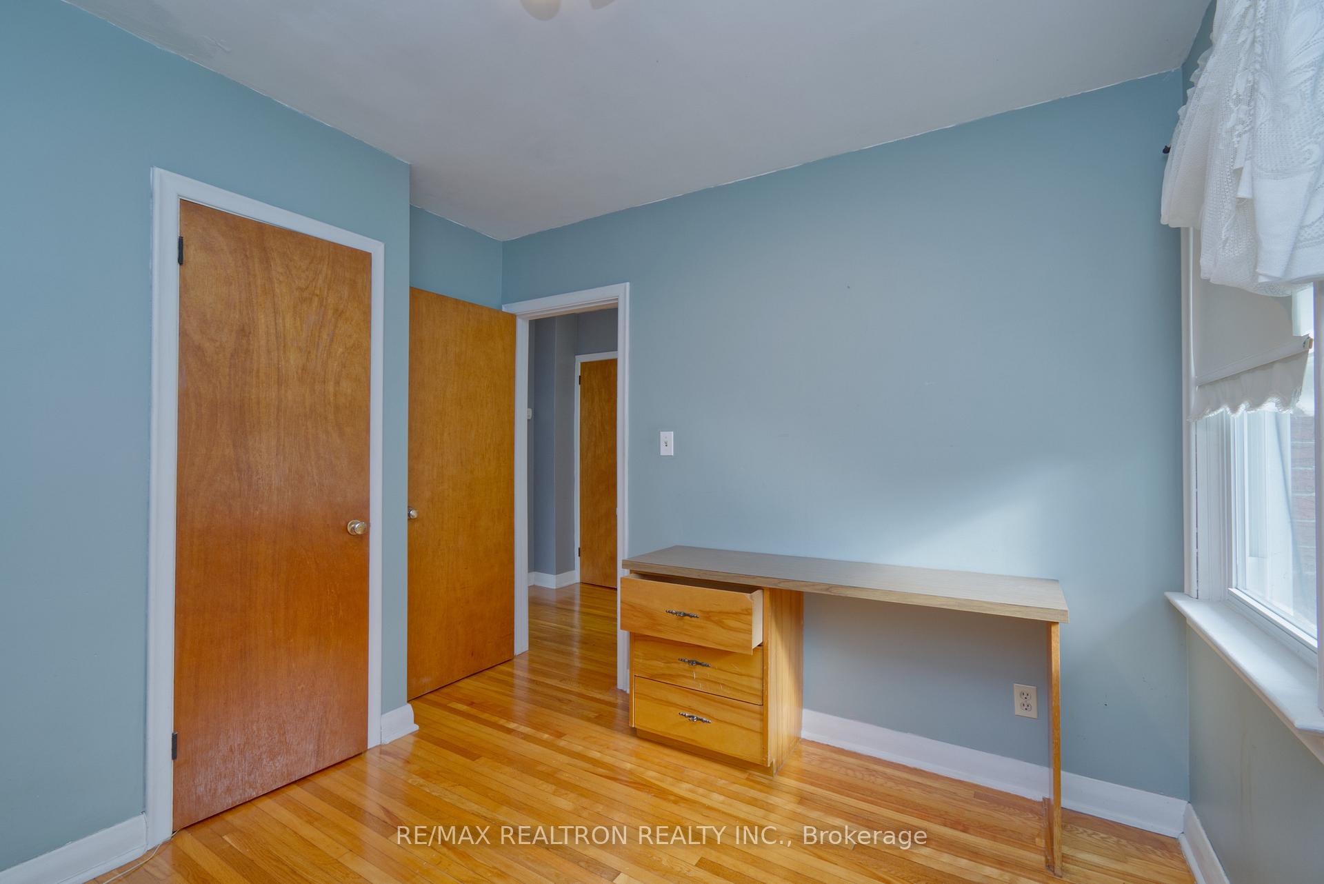 Photo 18 of 250 Meadow Road, Whitby, Blue Grass Meadows — HOMEH