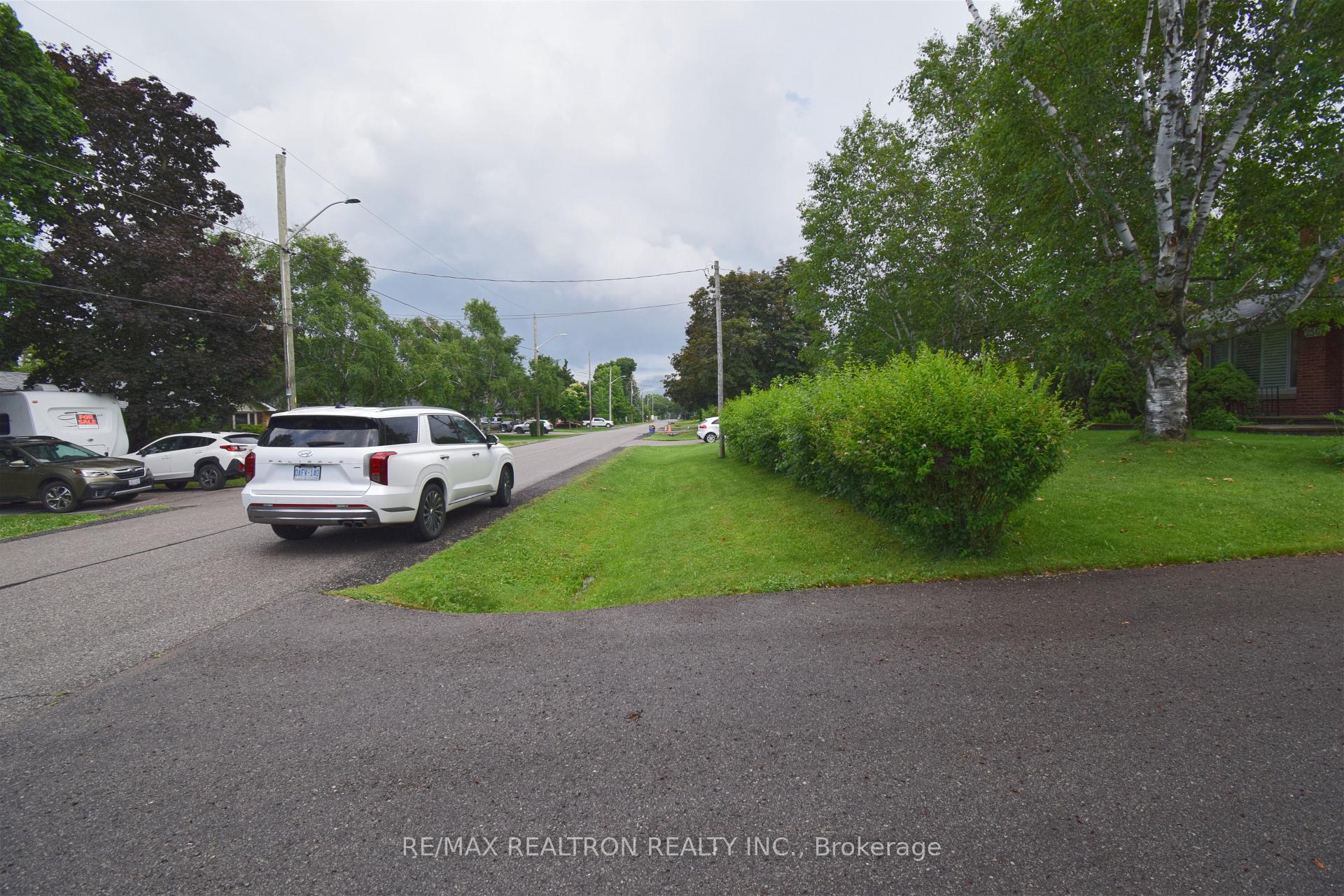 Photo 24 of 250 Meadow Road, Whitby, Blue Grass Meadows — HOMEH