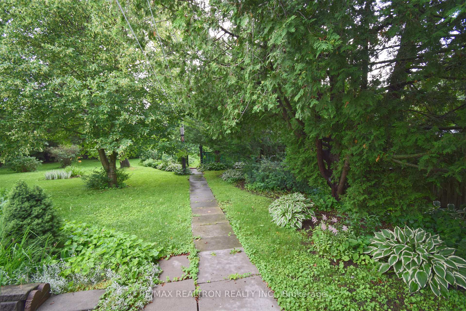 Photo 38 of 250 Meadow Road, Whitby, Blue Grass Meadows — HOMEH