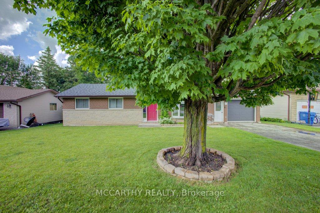 Photo 3 of 112 Marie Street, Shelburne — HOMEH
