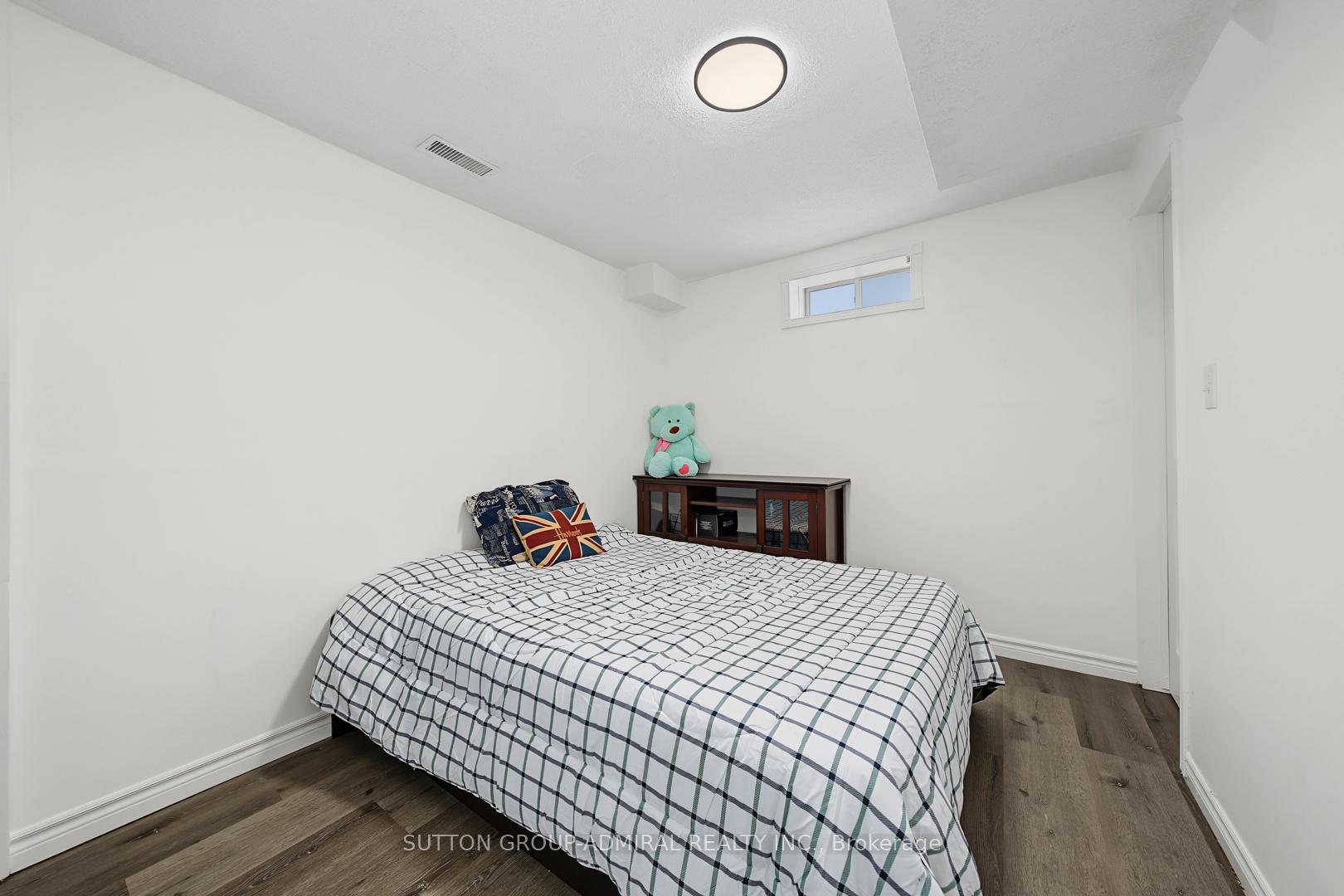 Photo 25 of 70 Winners Circle, Brampton, Northwest Sandalwood Parkway — HOMEH