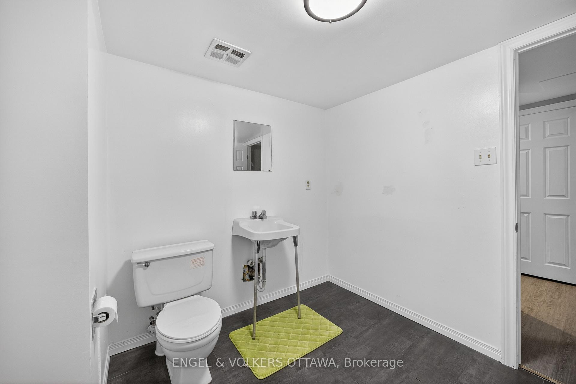 Photo 10 of Unit 60, 3258 Bannon Way, Ottawa, Blossom Park/Kemp Park/Findlay Creek — HOMEH