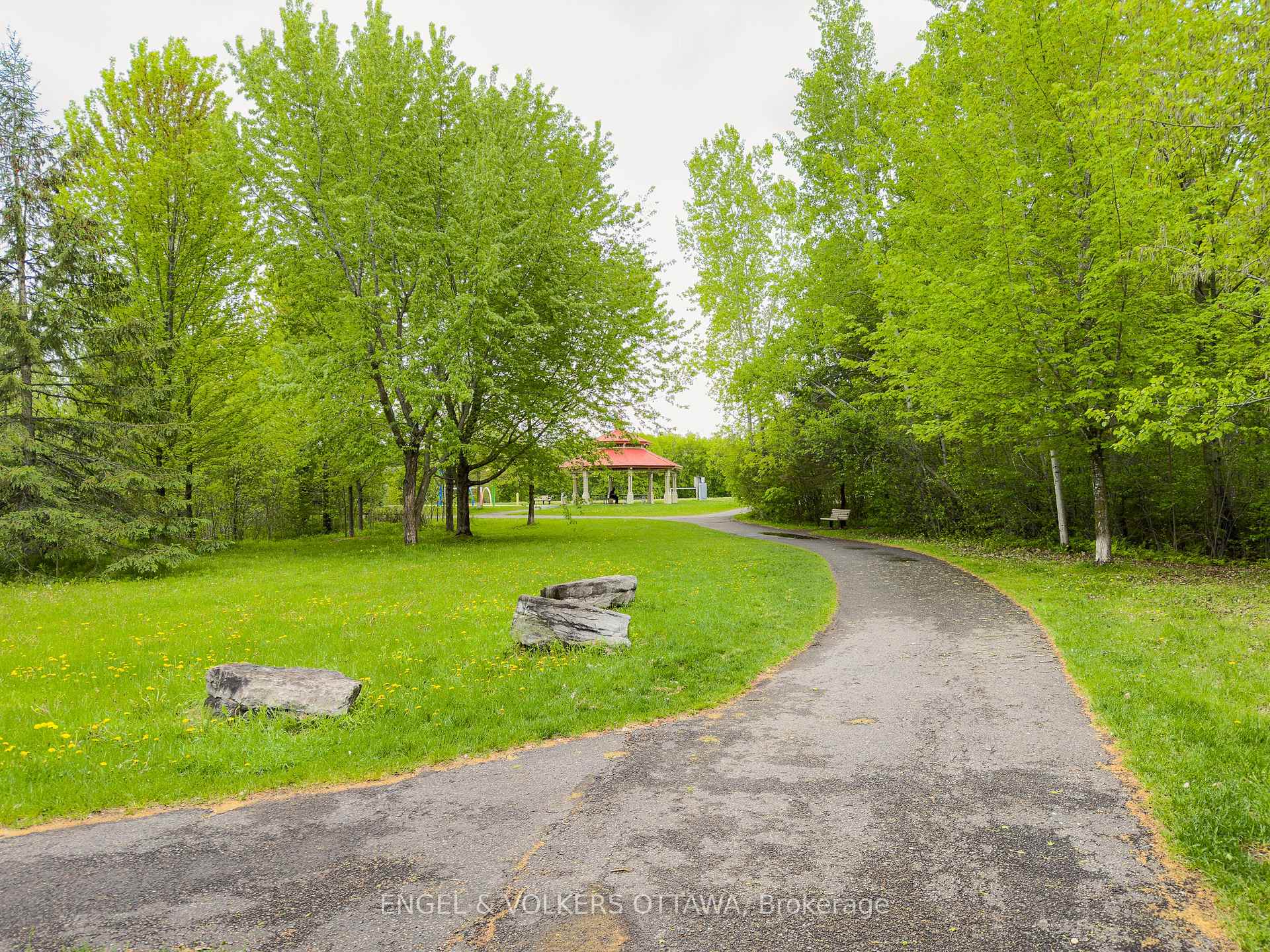 Photo 37 of Unit 60, 3258 Bannon Way, Ottawa, Blossom Park/Kemp Park/Findlay Creek — HOMEH