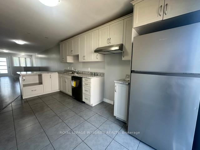 Photo 11 of 223 Third Street W, Cornwall, Cornwall — HOMEH