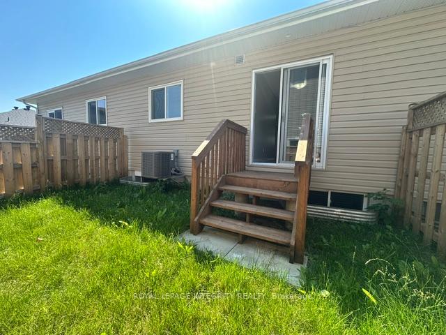 Photo 23 of 223 Third Street W, Cornwall, Cornwall — HOMEH