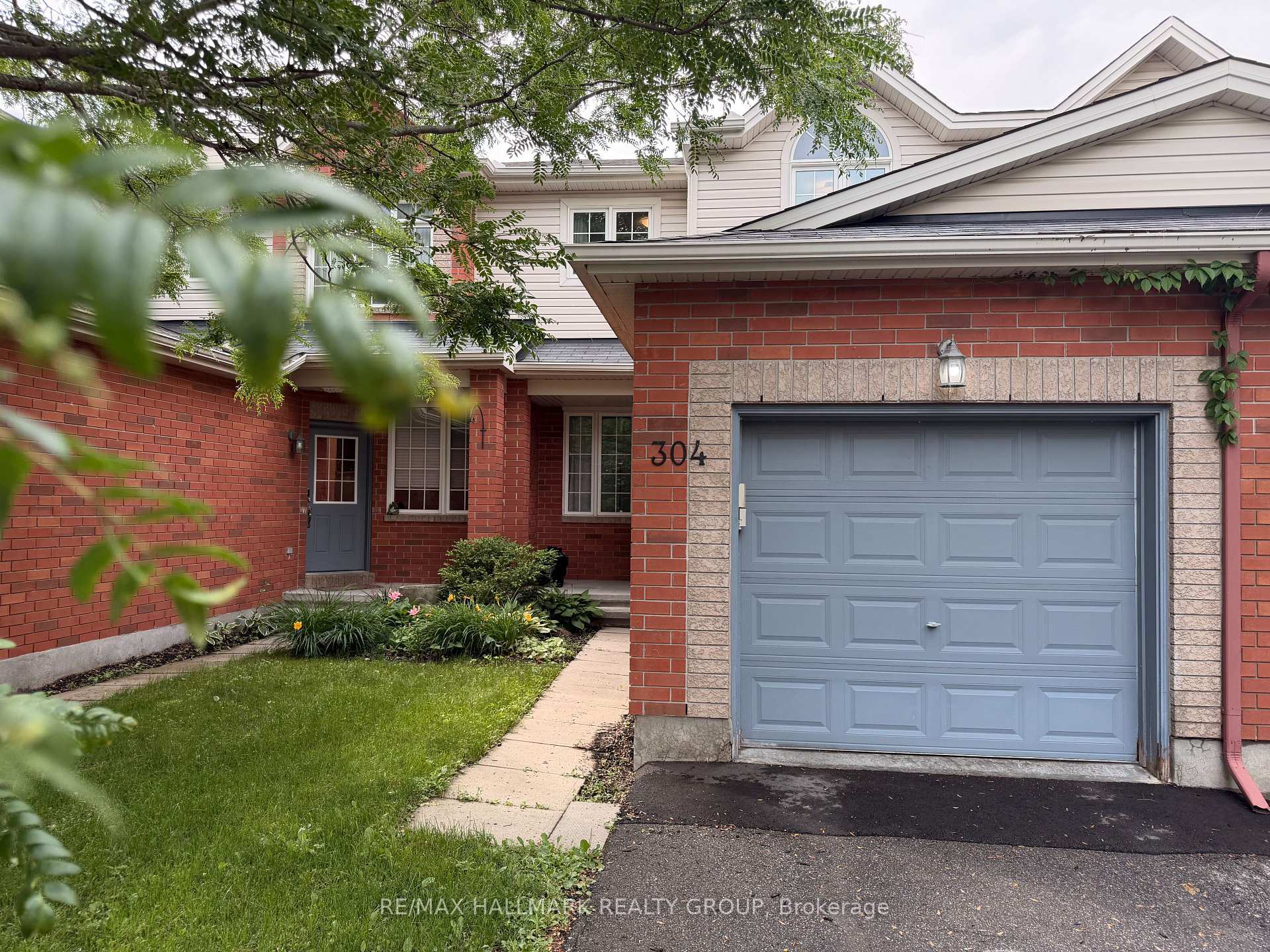 Photo 1 of 304 Applecross Crescent, Ottawa, Kanata - Morgan's Grant/South March — HOMEH