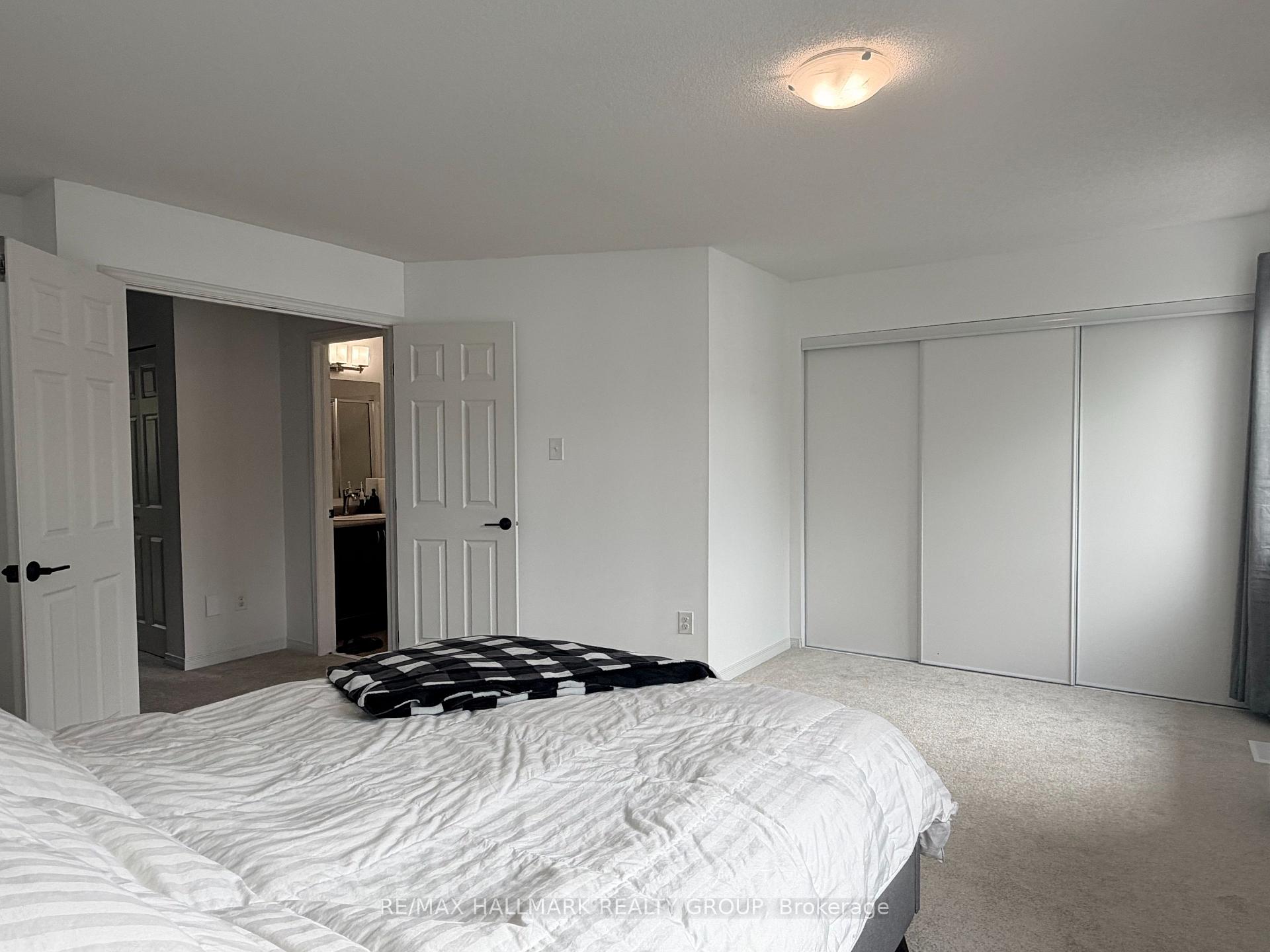 Photo 13 of 304 Applecross Crescent, Ottawa, Kanata - Morgan's Grant/South March — HOMEH