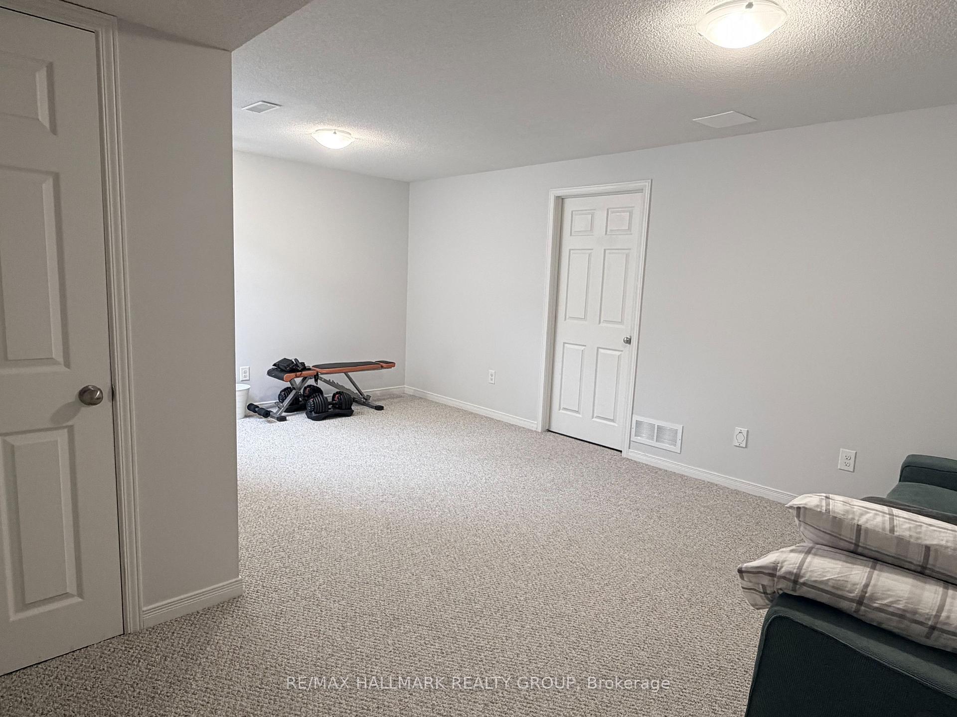 Photo 25 of 304 Applecross Crescent, Ottawa, Kanata - Morgan's Grant/South March — HOMEH
