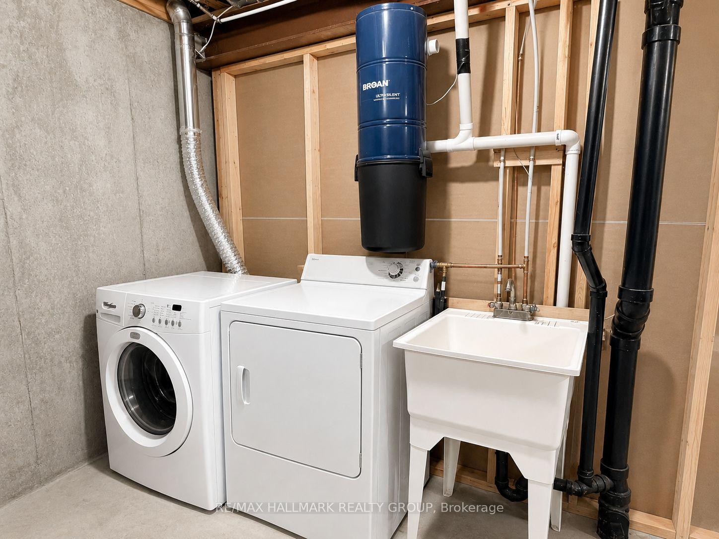 Photo 26 of 304 Applecross Crescent, Ottawa, Kanata - Morgan's Grant/South March — HOMEH