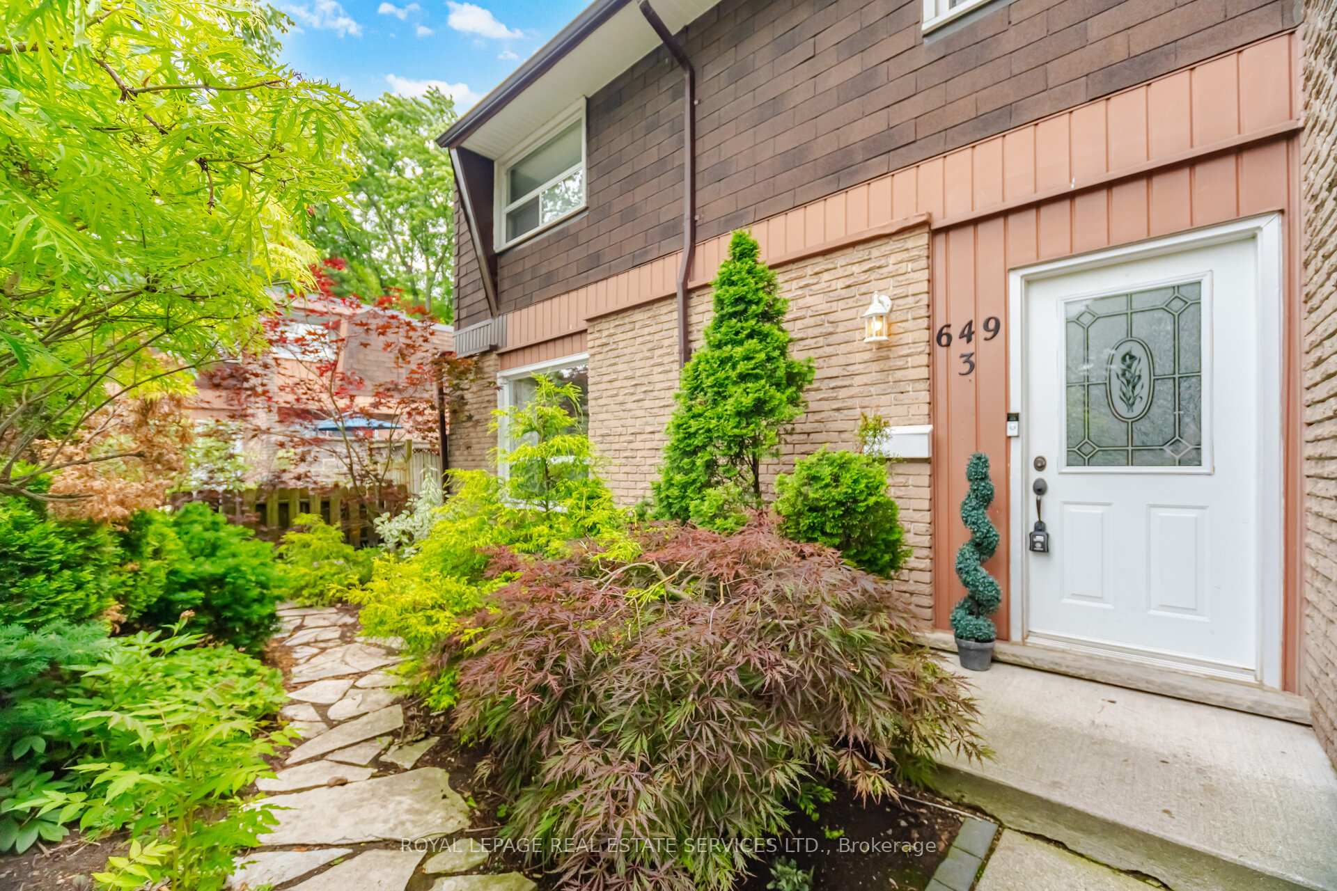 Photo 1 of Unit 3, 649 Francis Road, Burlington, LaSalle — HOMEH
