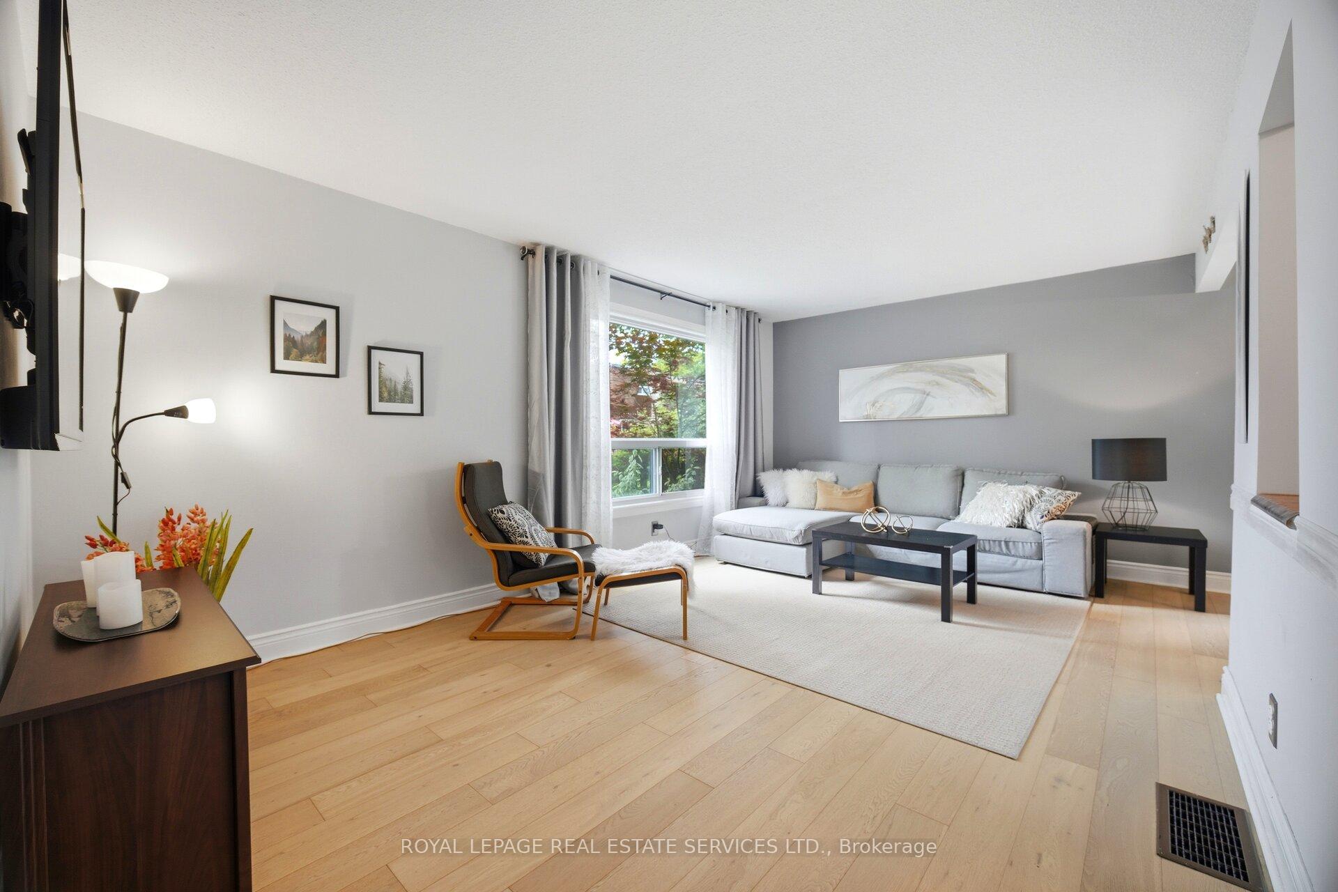 Photo 6 of Unit 3, 649 Francis Road, Burlington, LaSalle — HOMEH