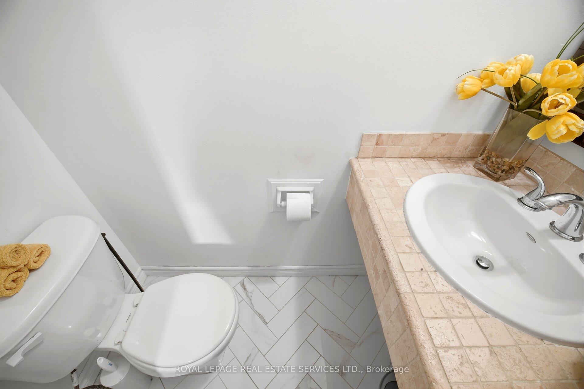 Photo 16 of Unit 3, 649 Francis Road, Burlington, LaSalle — HOMEH