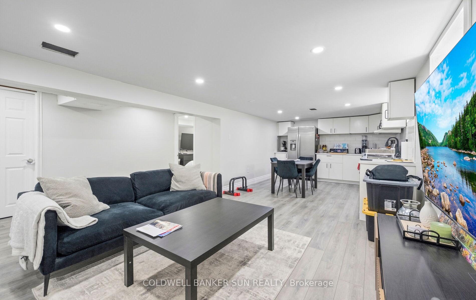 Photo 10 of Unit Bsmt, 20 Maple Lane, New Tecumseth, Alliston — HOMEH