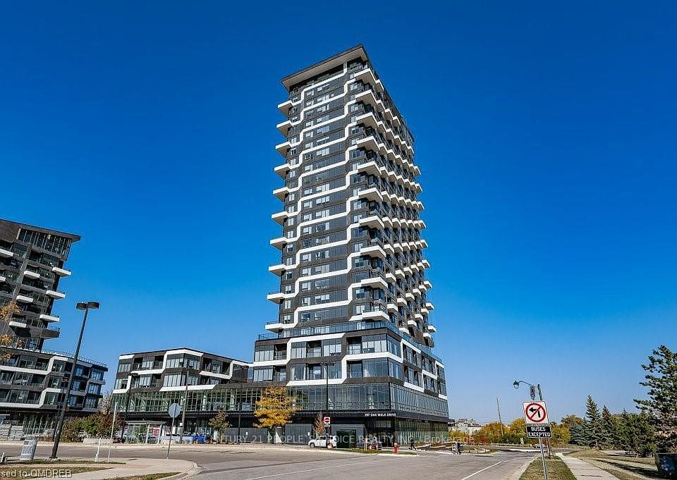 Front of Unit 304, 297 Oak Walk Drive