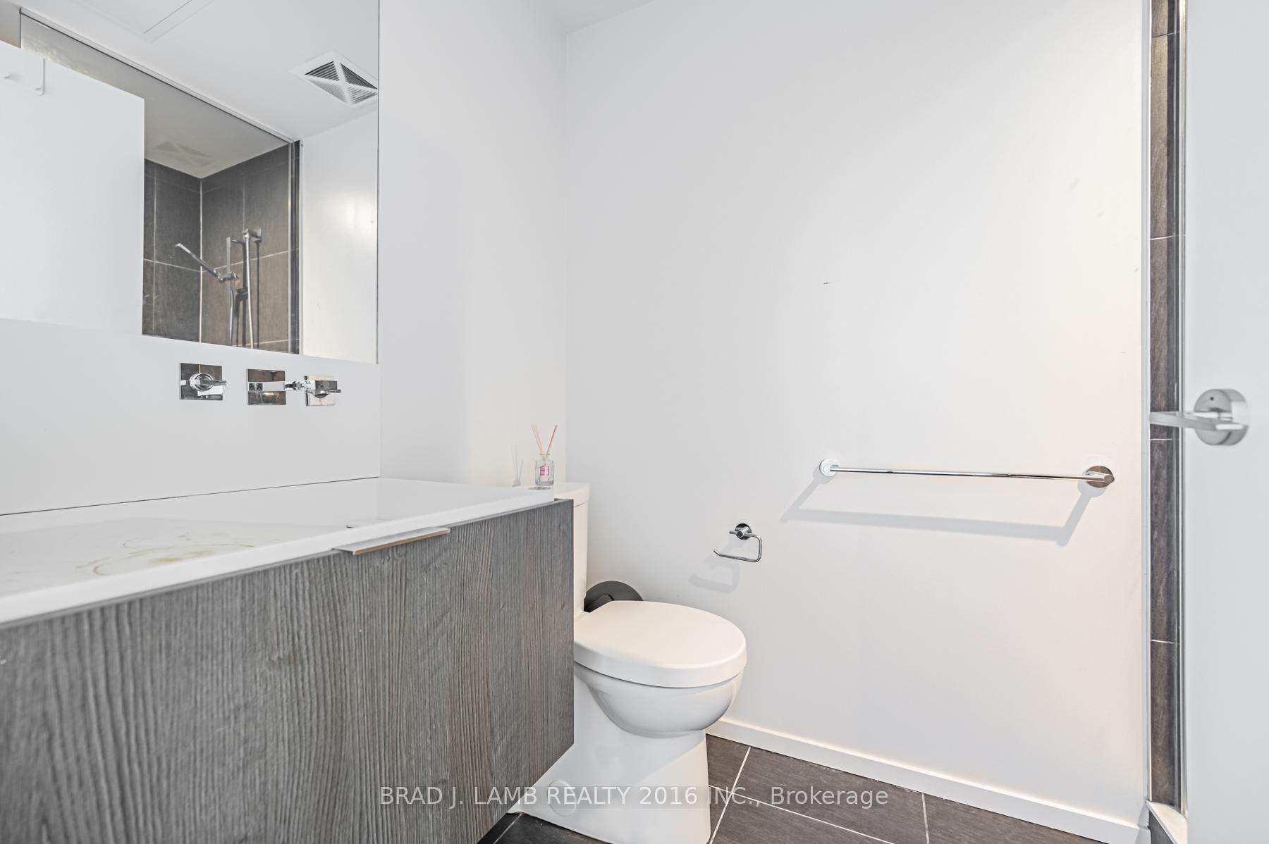 Photo 13 of Unit 4106, 101 Charles Street E, Toronto, Church-Yonge Corridor — HOMEH