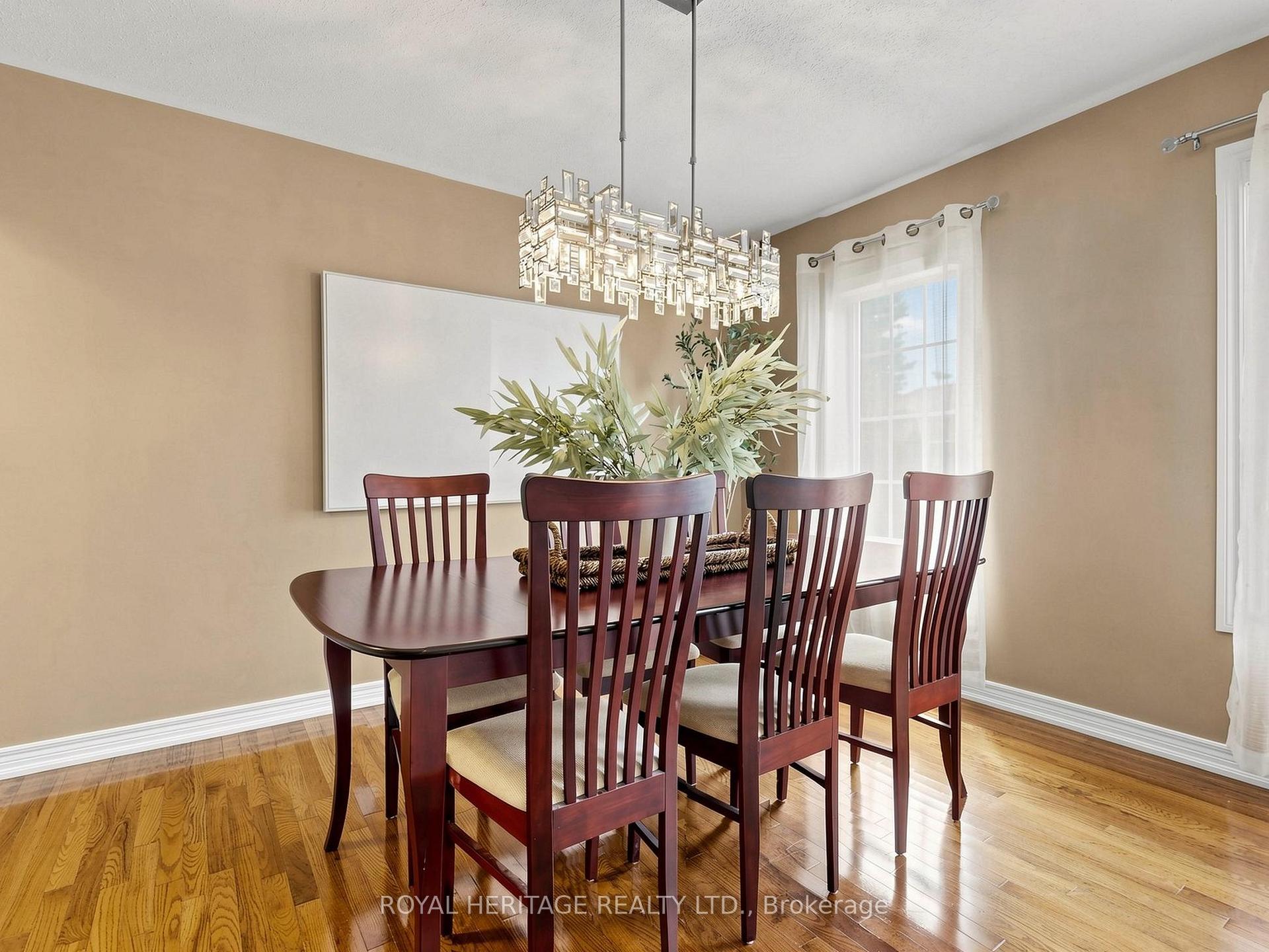Photo 9 of 1 Wakem Court, Whitby, Williamsburg — HOMEH