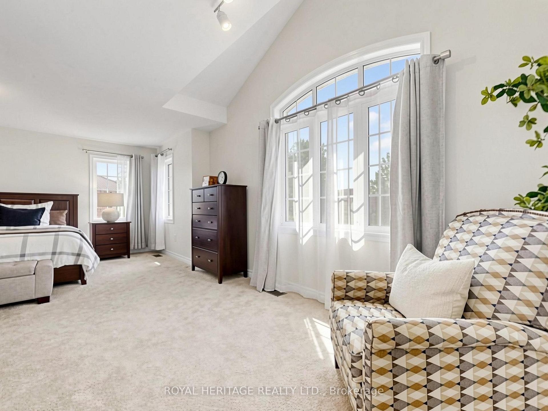 Photo 24 of 1 Wakem Court, Whitby, Williamsburg — HOMEH
