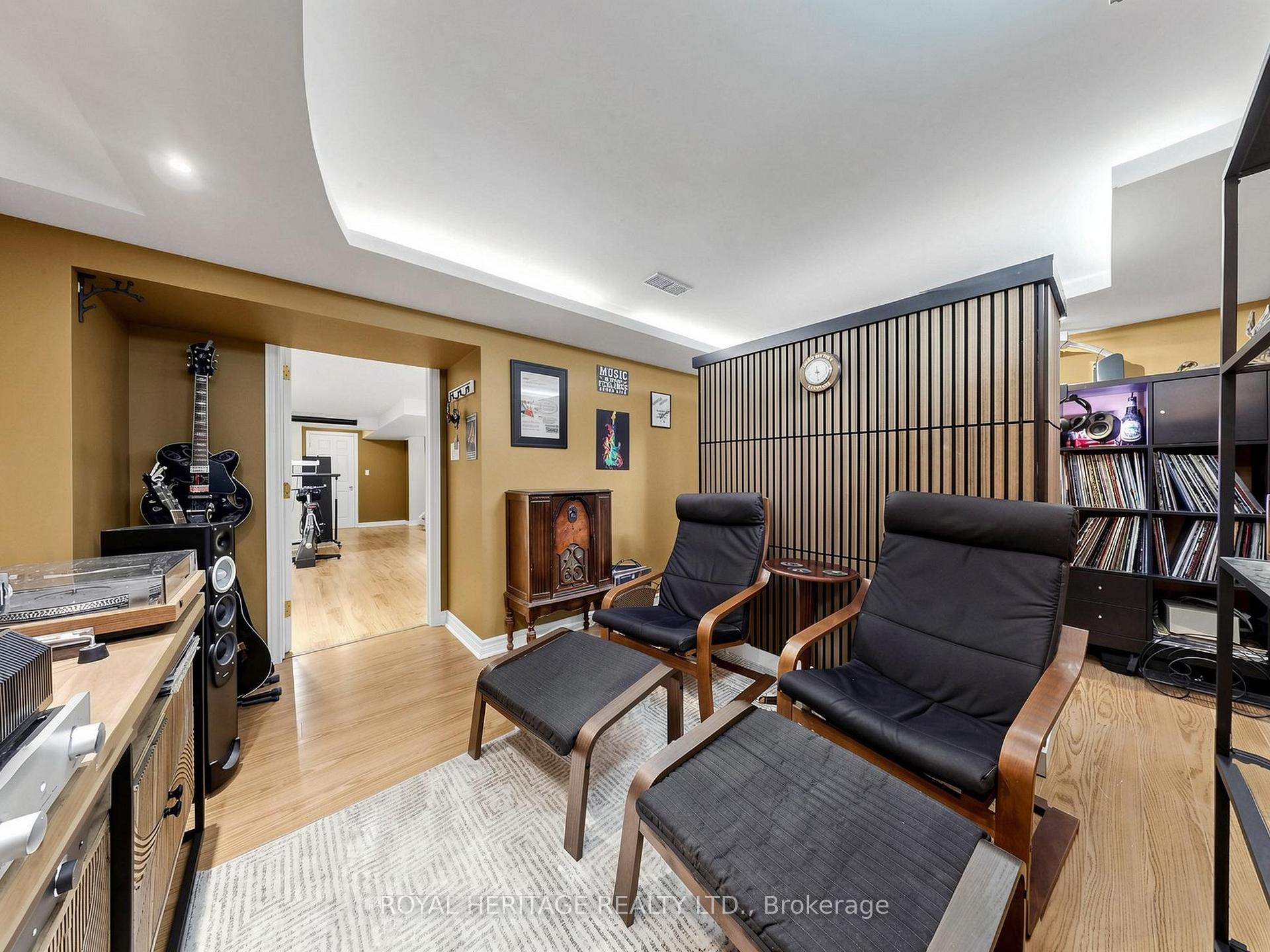 Photo 40 of 1 Wakem Court, Whitby, Williamsburg — HOMEH