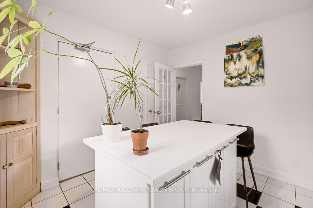 Photo 15 of Unit 3, 34 Lavergne Street, Ottawa, Vanier — HOMEH