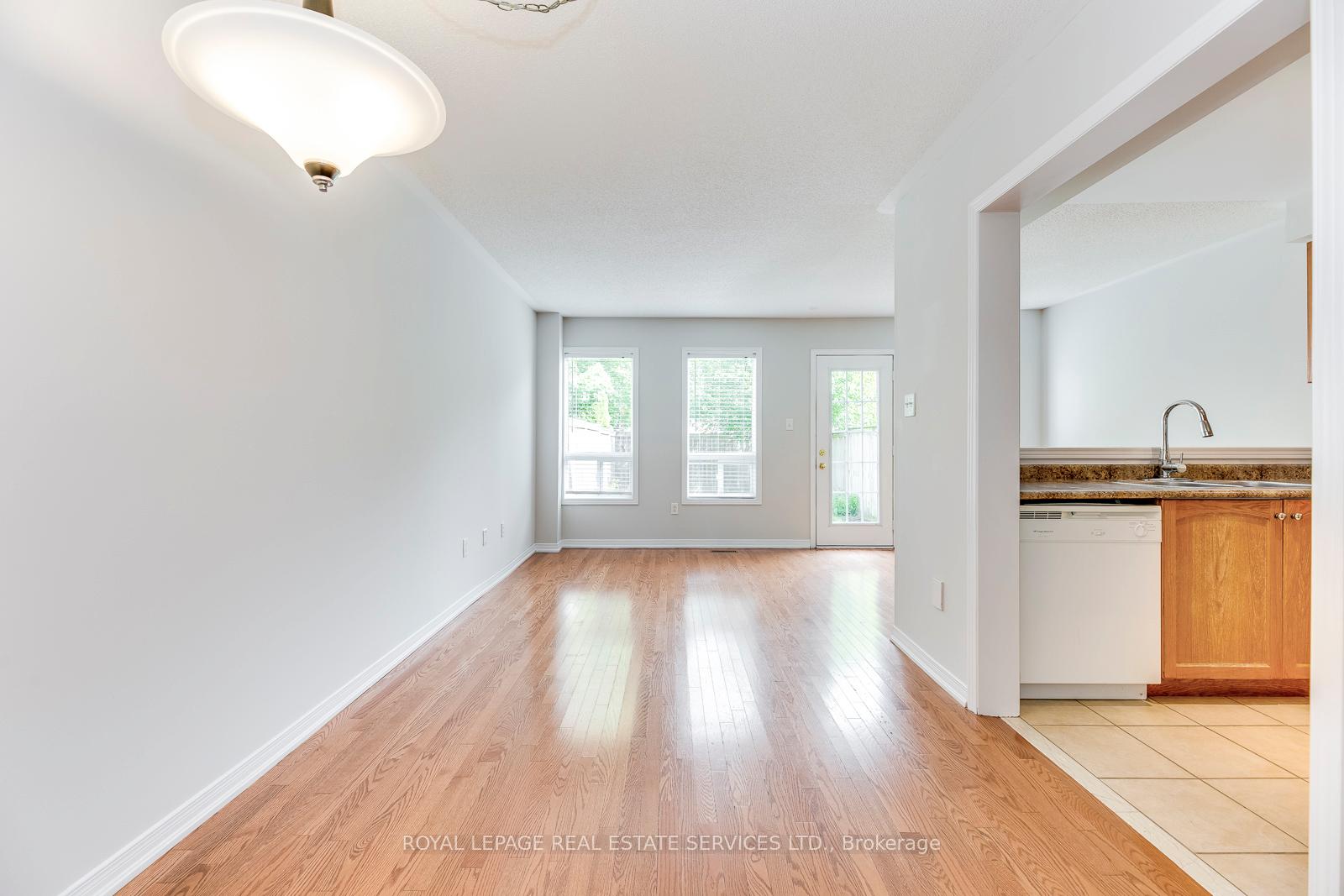 Photo 5 of 1835 Mccoy Avenue, Burlington, Uptown — HOMEH