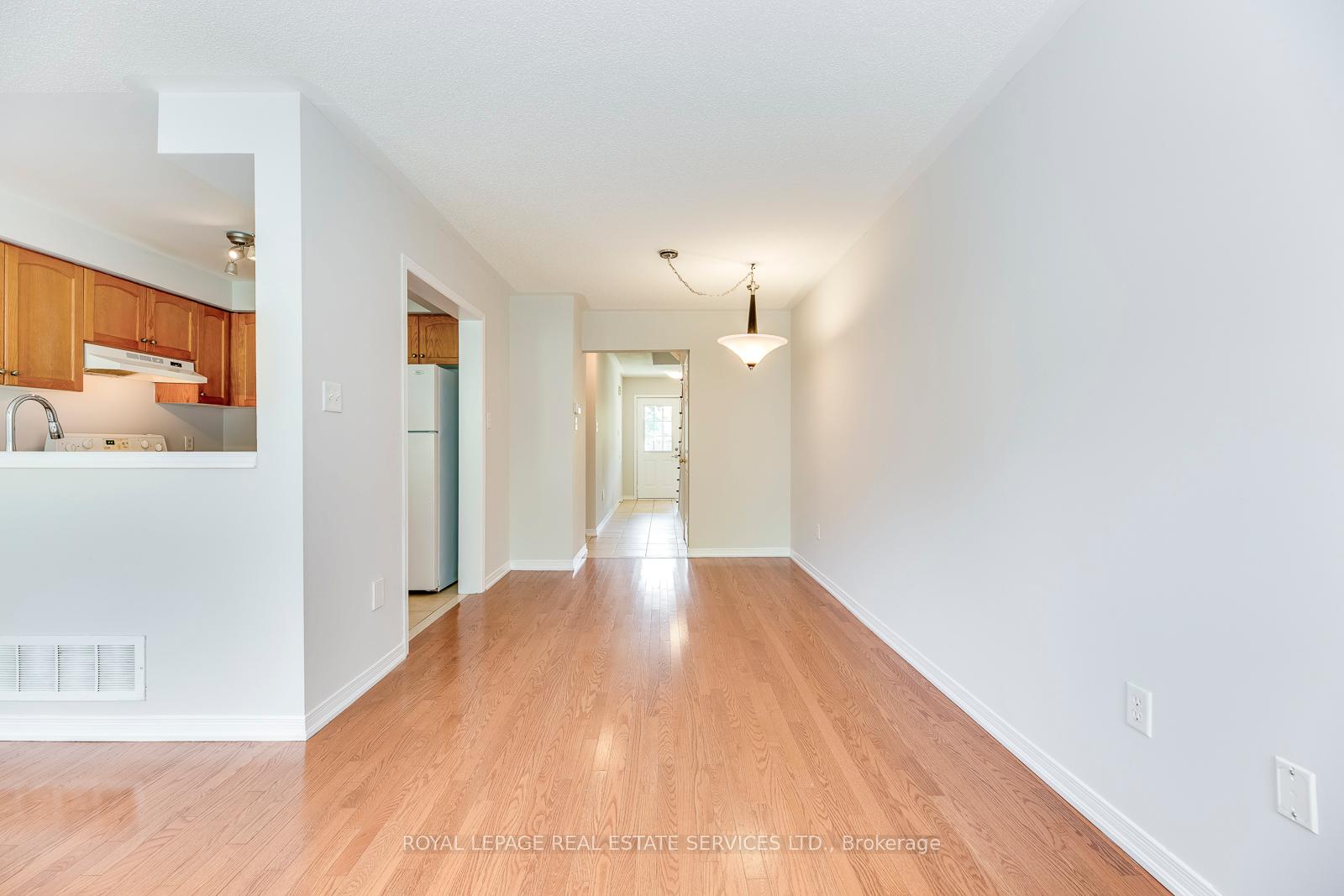 Photo 7 of 1835 Mccoy Avenue, Burlington, Uptown — HOMEH