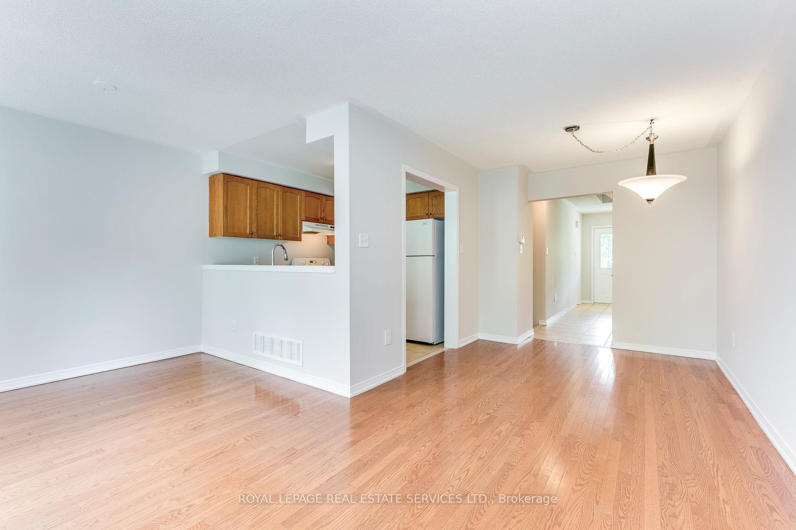 Photo 8 of 1835 Mccoy Avenue, Burlington, Uptown — HOMEH