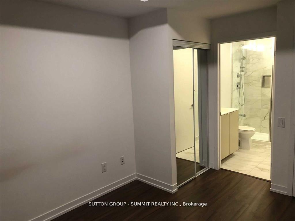 Photo 8 of Unit 910, 4065 Confederation Parkway, Mississauga, City Centre — HOMEH