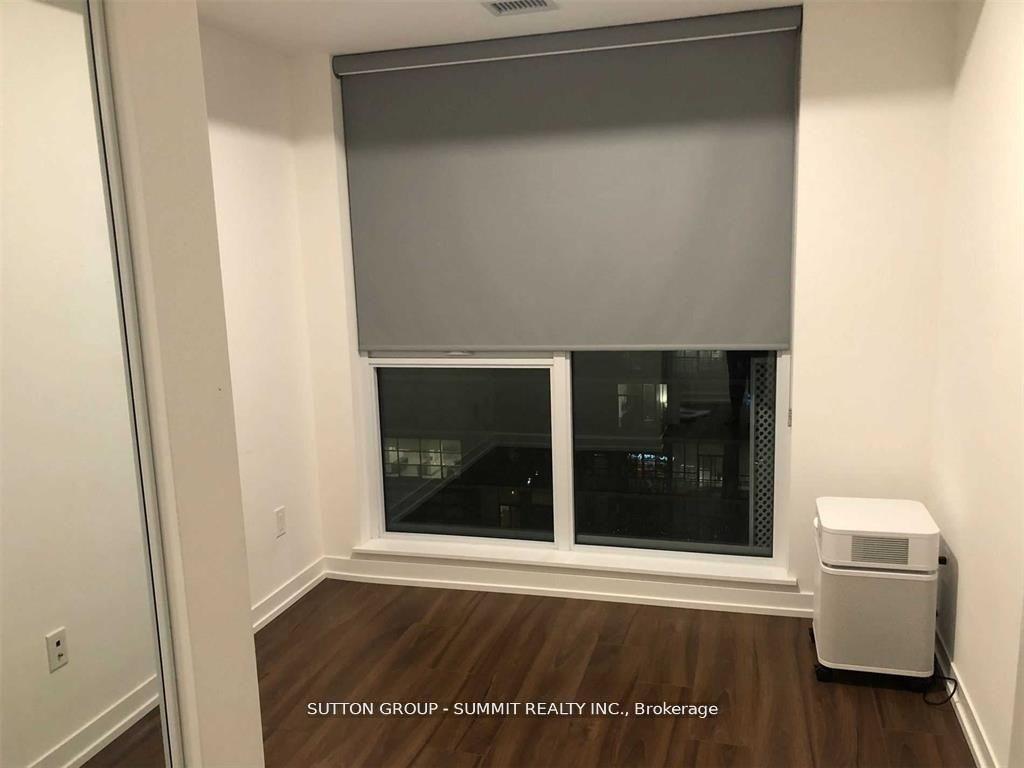 Photo 11 of Unit 910, 4065 Confederation Parkway, Mississauga, City Centre — HOMEH
