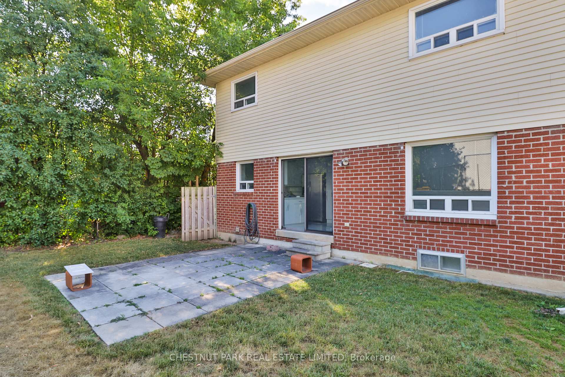 Photo 36 of 18 Dervock Crescent, North York, Bayview Village — HOMEH