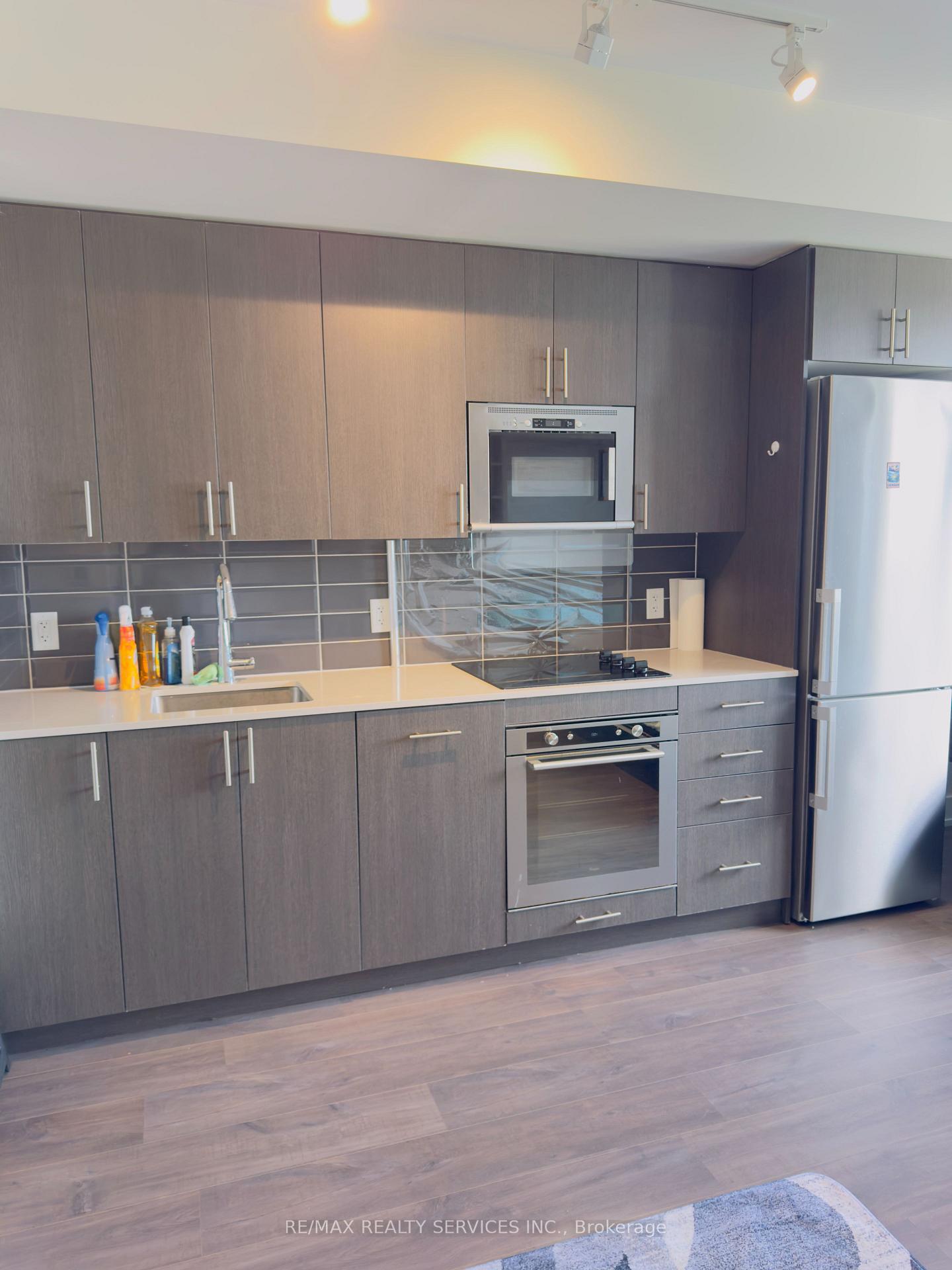 Photo 13 of Unit 2019, 2550 Simcoe Street N, Oshawa, Windfields — HOMEH