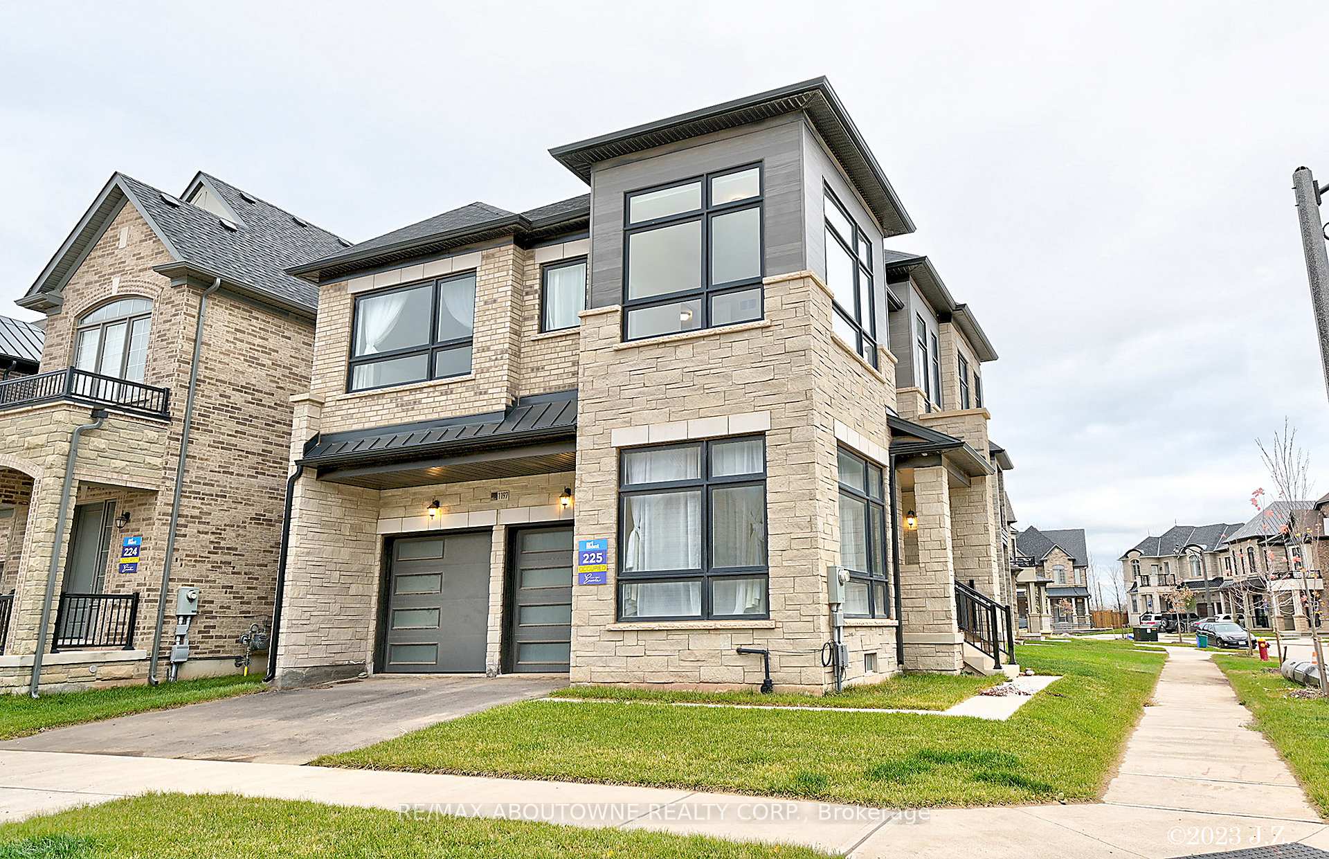 Front of Unit UNIT 1, 1197 Stag Hollow