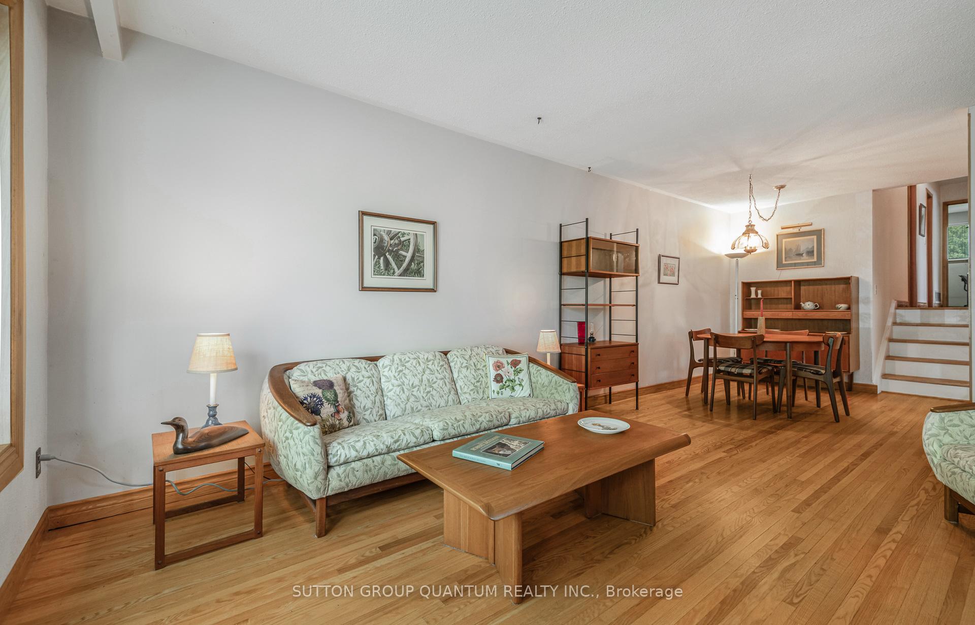 Photo 7 of 754 Eaglemount Crescent, Mississauga, Erindale — HOMEH