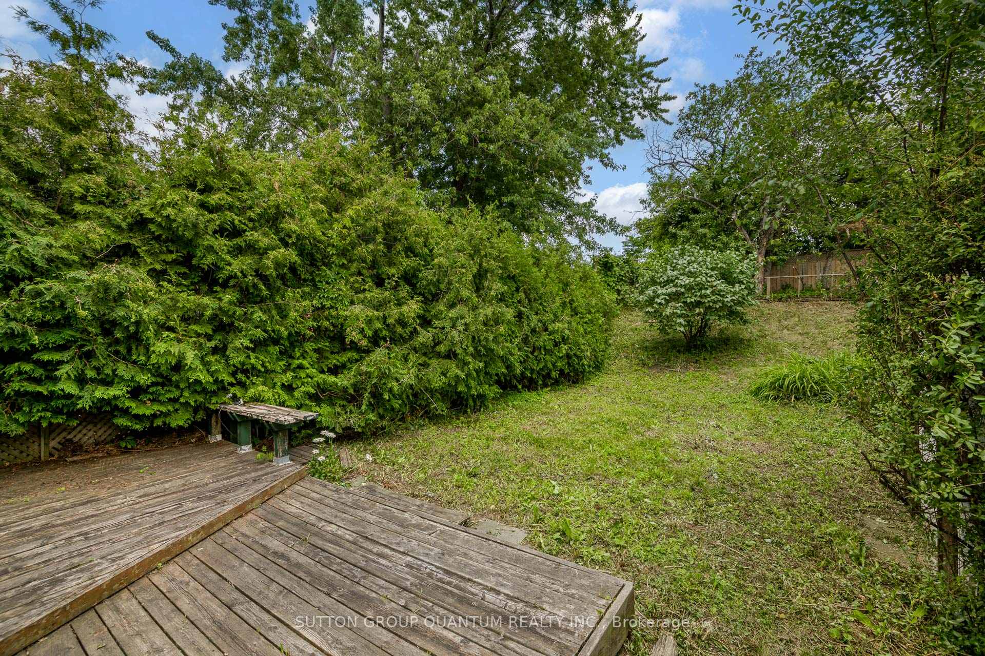 Photo 43 of 754 Eaglemount Crescent, Mississauga, Erindale — HOMEH